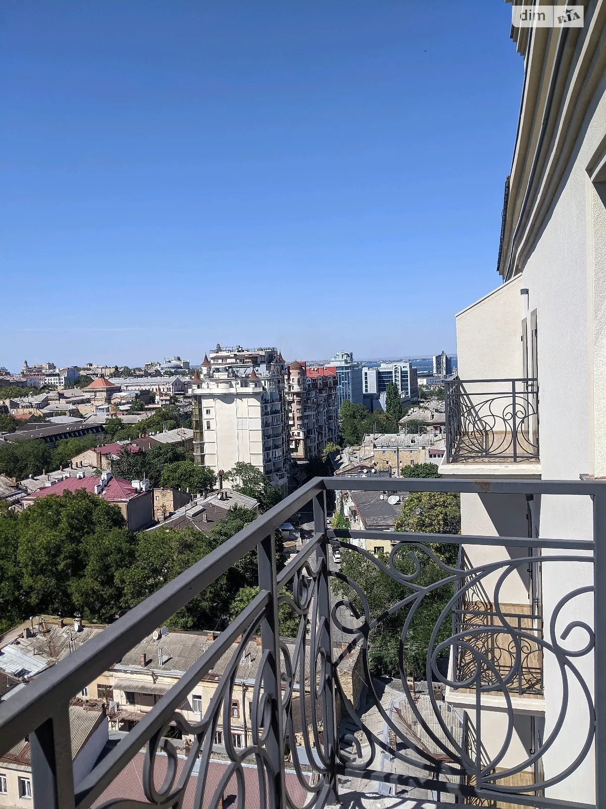 Продается 1-комнатная квартира 43.1 кв. м в Одессе, ул. Карантинная, 22 - фото 1