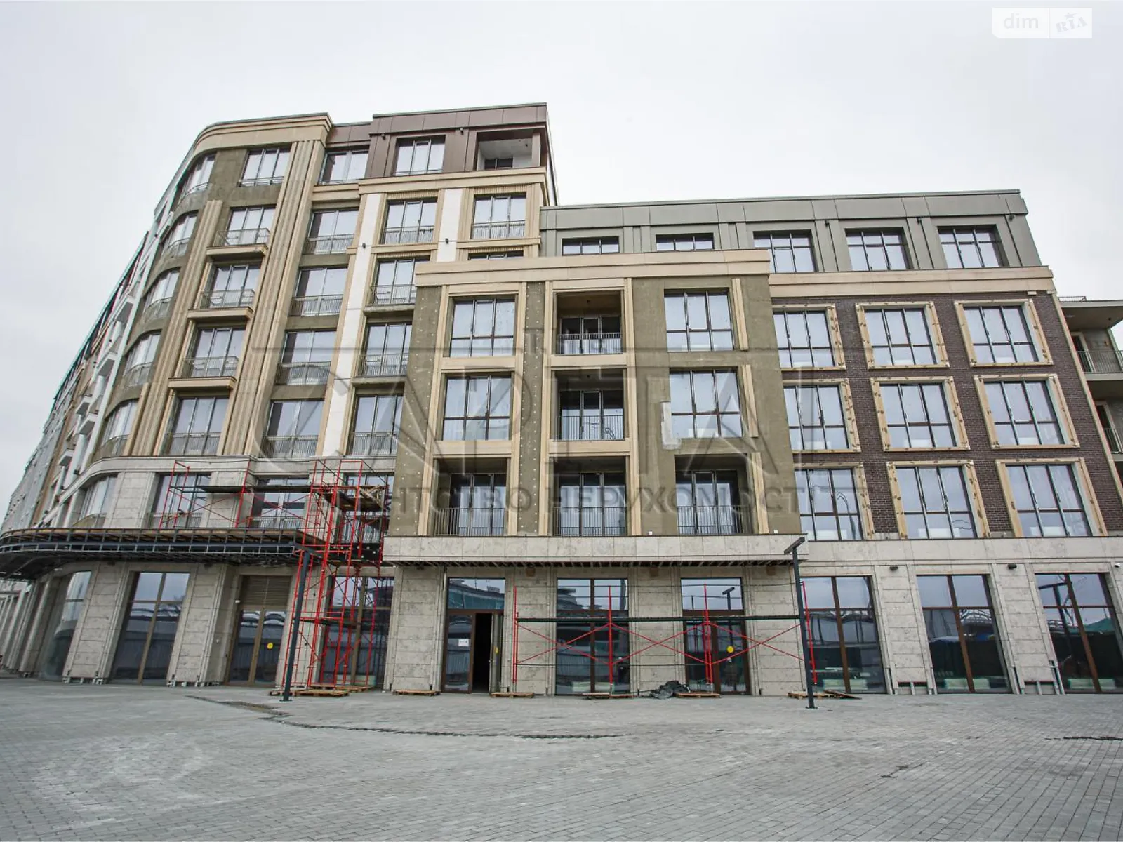 Продается 3-комнатная квартира 117 кв. м в Киеве, ул. Набережно-Крещатицкая, 21 - фото 1
