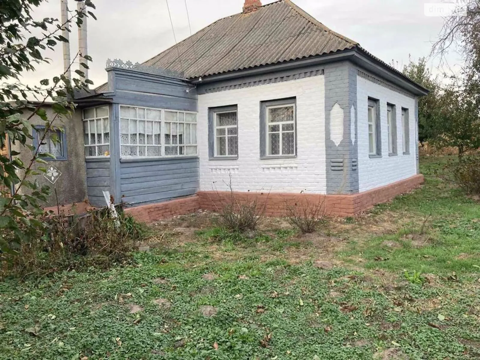Продается одноэтажный дом 70 кв. м с подвалом, цена: 10000 $ - фото 1