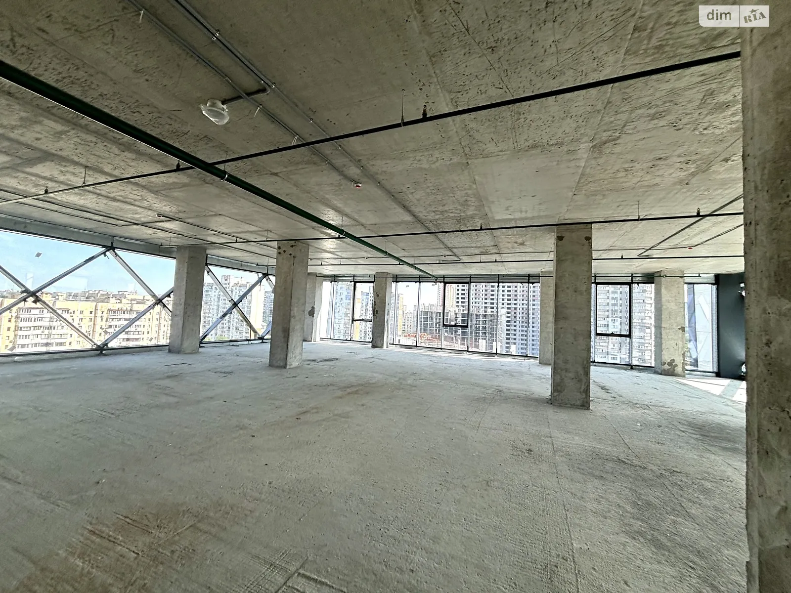 Продается офис 320 кв. м в бизнес-центре, цена: 510000 $ - фото 1
