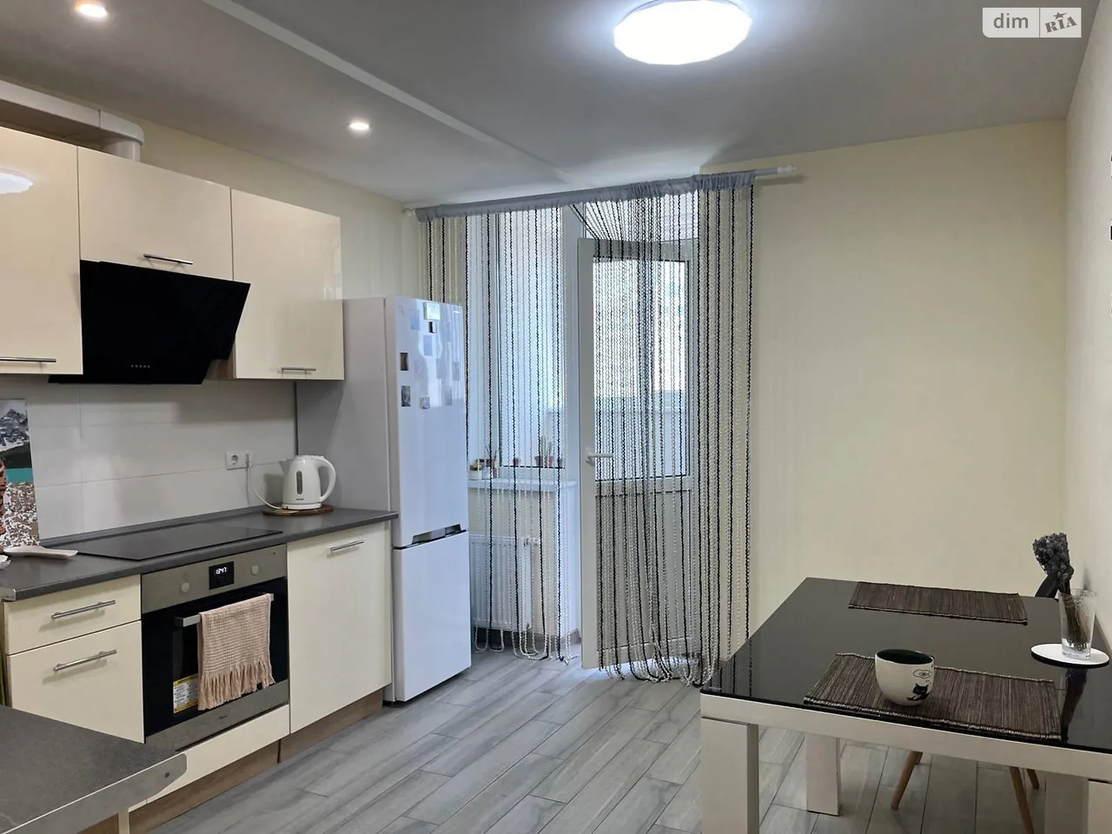 Продается 1-комнатная квартира 41 кв. м в Новоселках, ул. Пригородная, 24 - фото 1