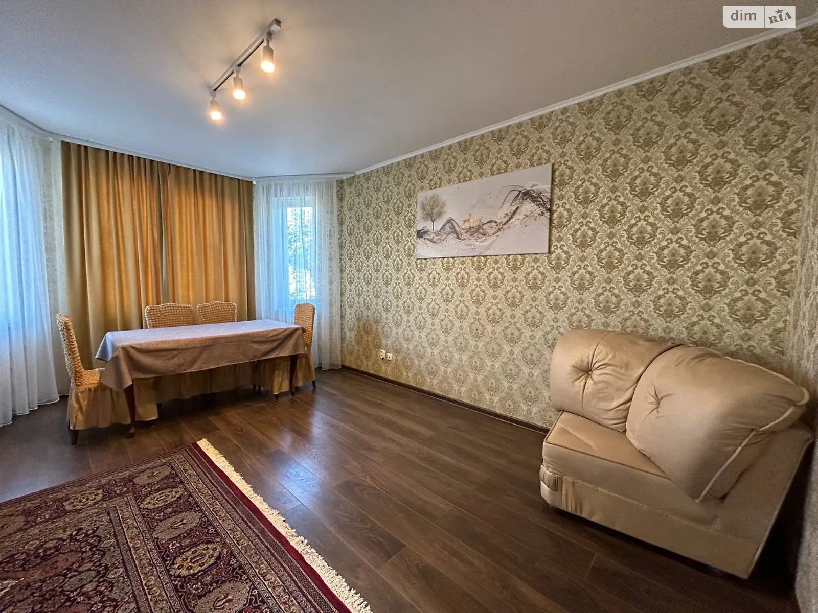 Продається будинок 2 поверховий 193 кв. м з гаражем, цена: 180000 $ - фото 1