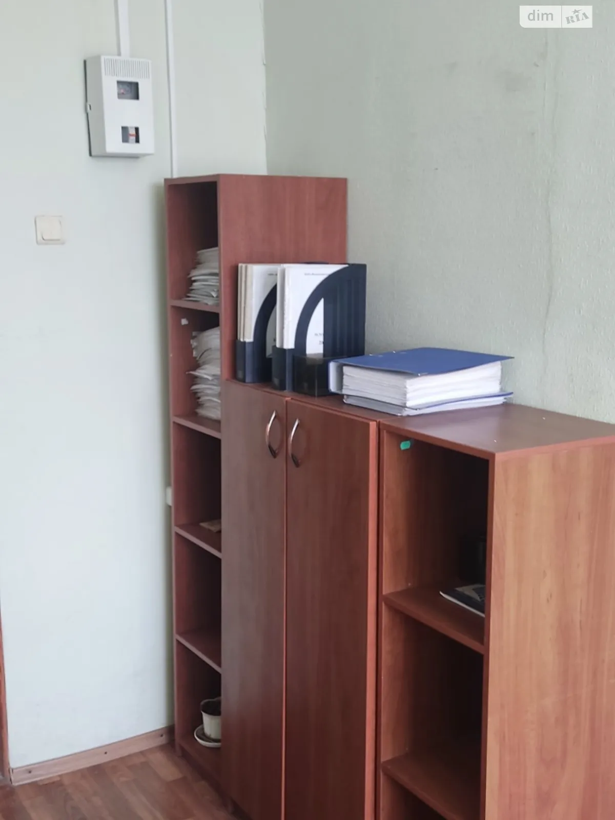 Сдается в аренду офис 13 кв. м в бизнес-центре, цена: 1700 грн - фото 1
