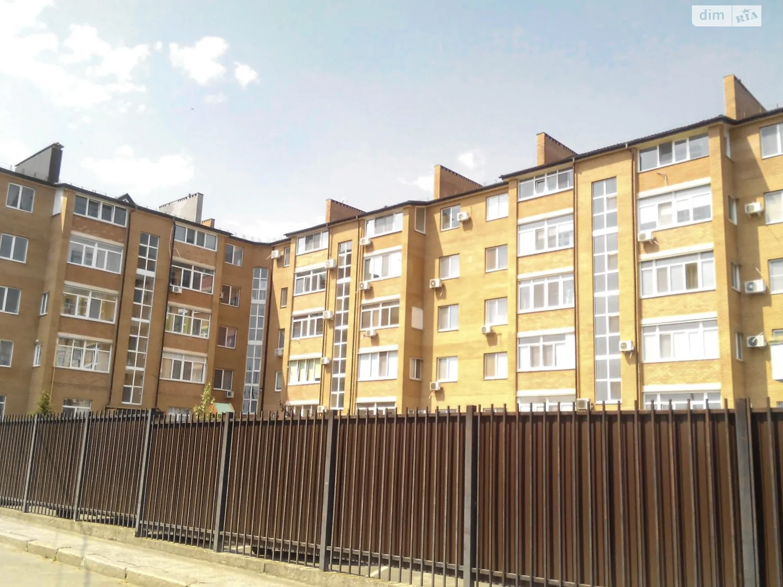 Продается 3-комнатная квартира 129.8 кв. м в Николаеве, ул. Доктора Самойловича - фото 1
