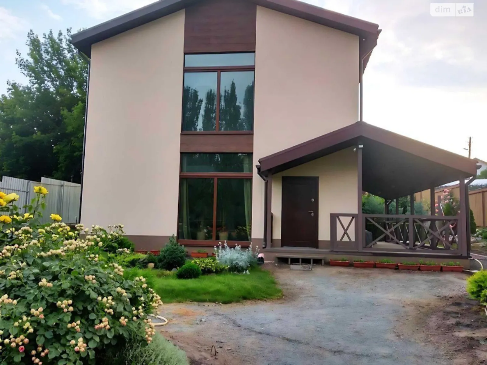 Продається будинок 2 поверховий 128 кв. м з садом, цена: 140000 $ - фото 1
