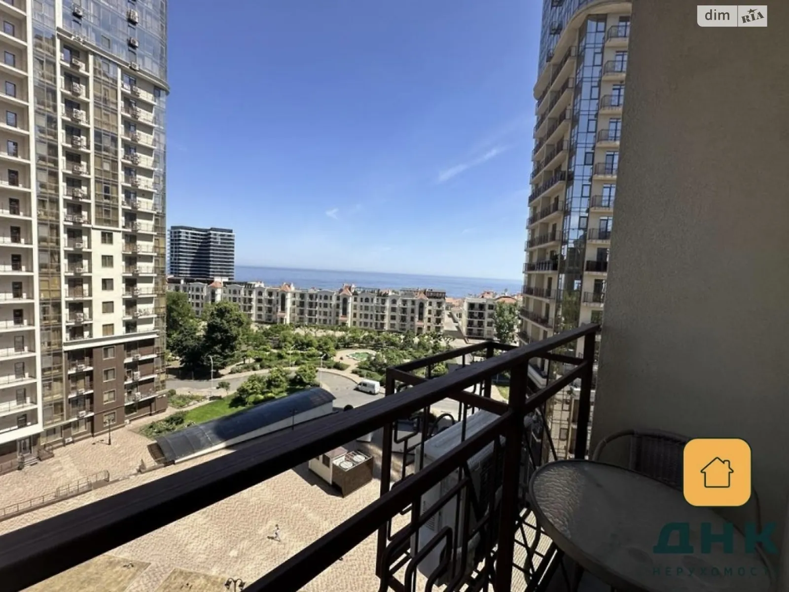 Продається 1-кімнатна квартира 41 кв. м у Одесі, бул. Французький, 60Б - фото 1