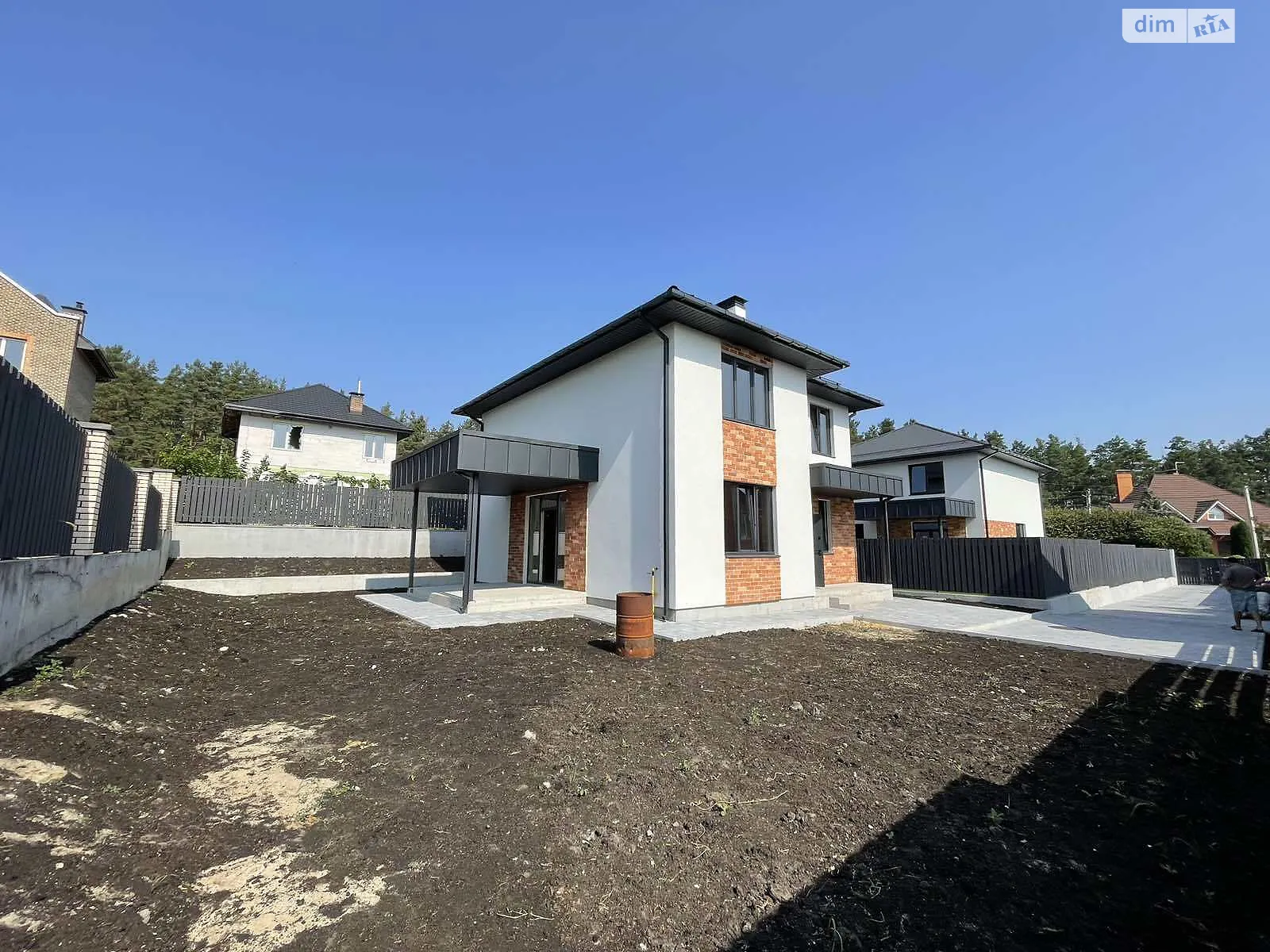 Продается дом на 2 этажа 135 кв. м с мебелью, цена: 164998 $ - фото 1