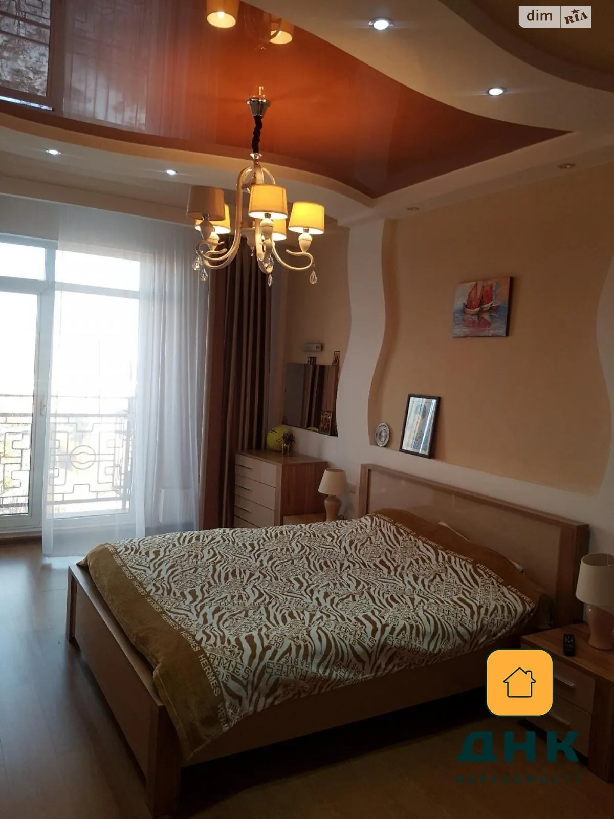 Продається 1-кімнатна квартира 54.2 кв. м у Одесі, бул. Французький, 60Б - фото 1