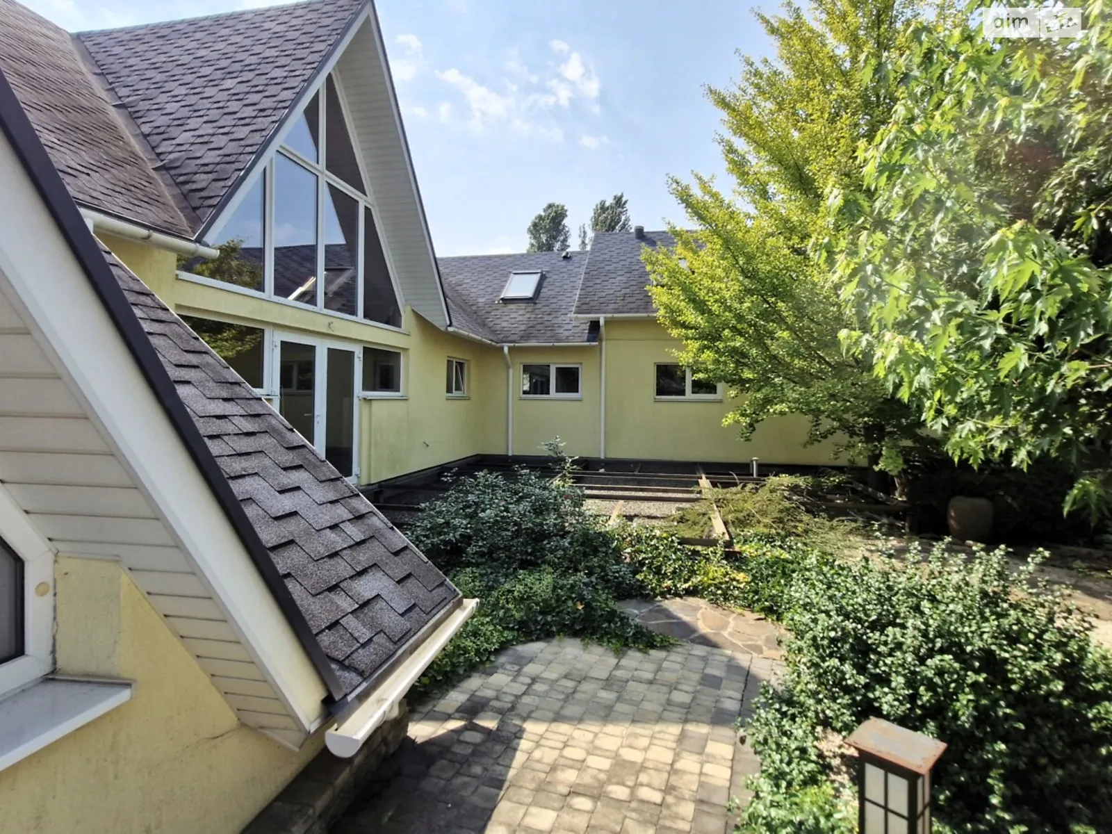 Продается дом на 2 этажа 340 кв. м с террасой, цена: 175000 $ - фото 1