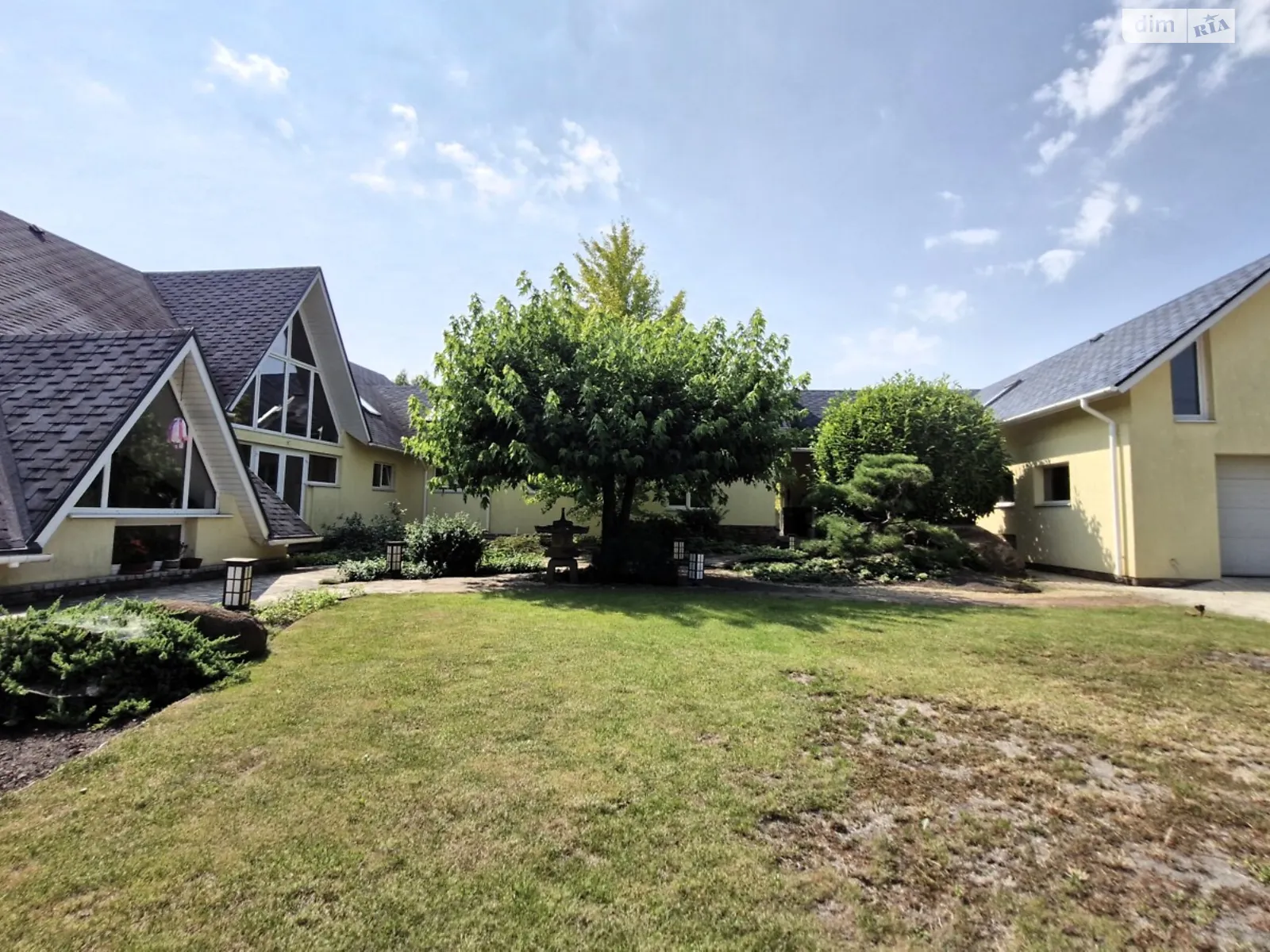 Продается дом на 2 этажа 340 кв. м с мебелью, цена: 175000 $ - фото 1