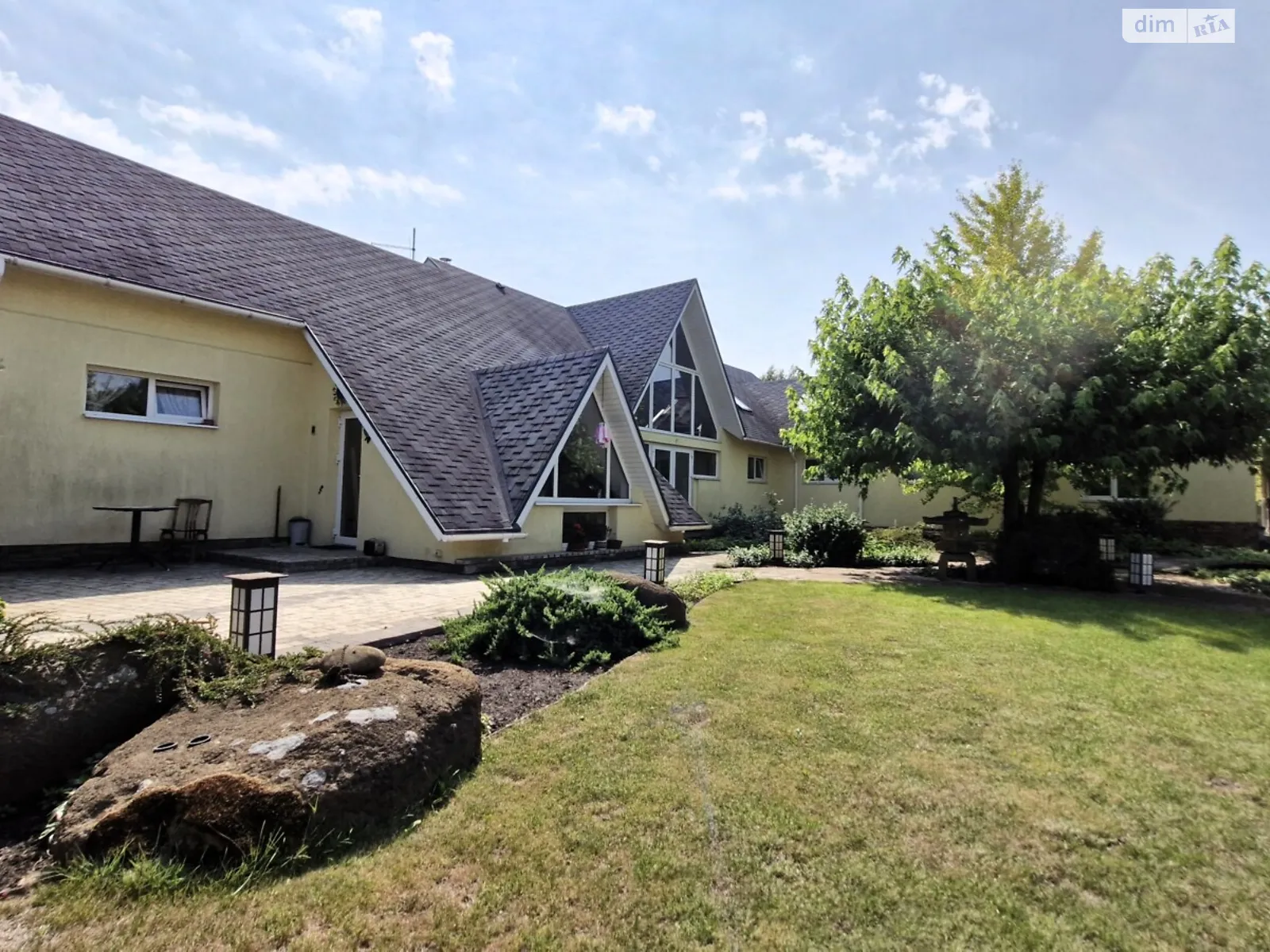 Продається будинок 2 поверховий 340 кв. м з садом, цена: 175000 $ - фото 1