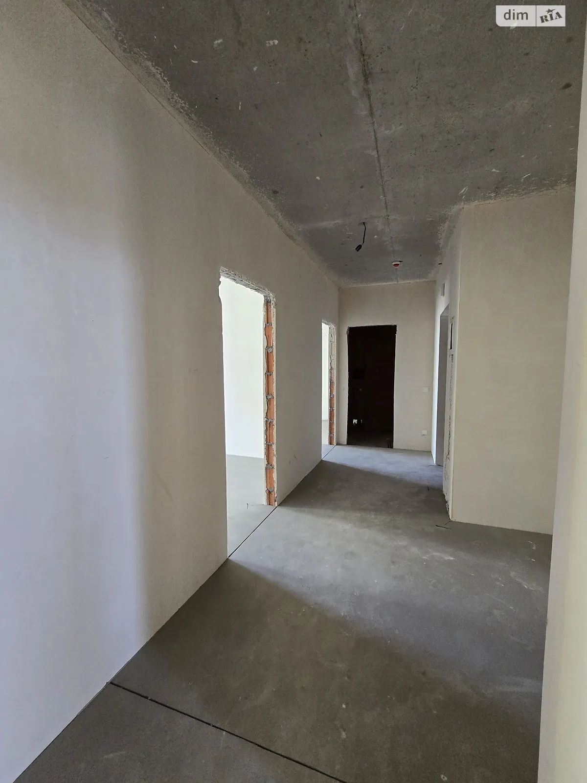 Продается 3-комнатная квартира 91.34 кв. м в Киеве, ул. Бердника Олеся, 1Г - фото 1