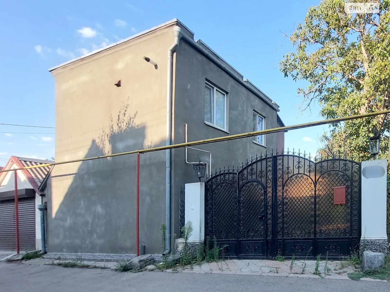 Продається будинок 2 поверховий 110 кв. м с басейном, цена: 115000 $ - фото 1