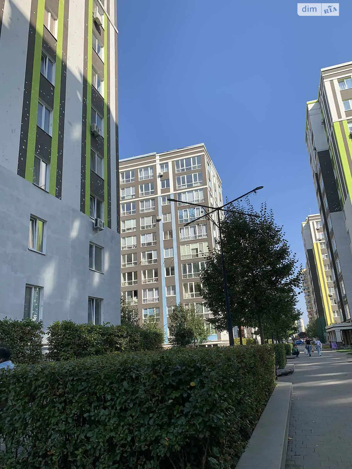 Продается 2-комнатная квартира 45.2 кв. м в Ирпене, ул. Родниковая, 12 - фото 1