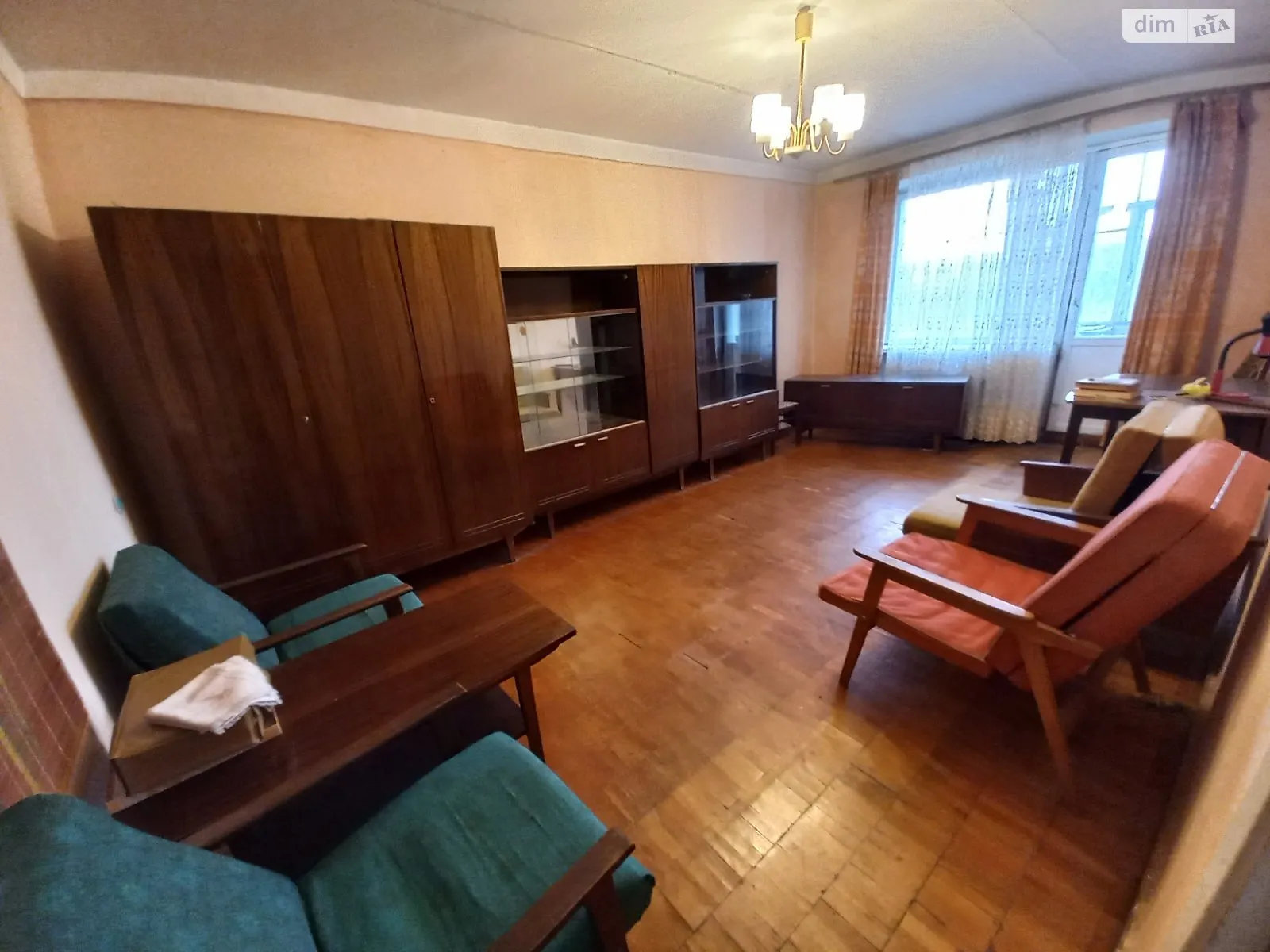 Продается 3-комнатная квартира 74 кв. м в Черновцах - фото 1