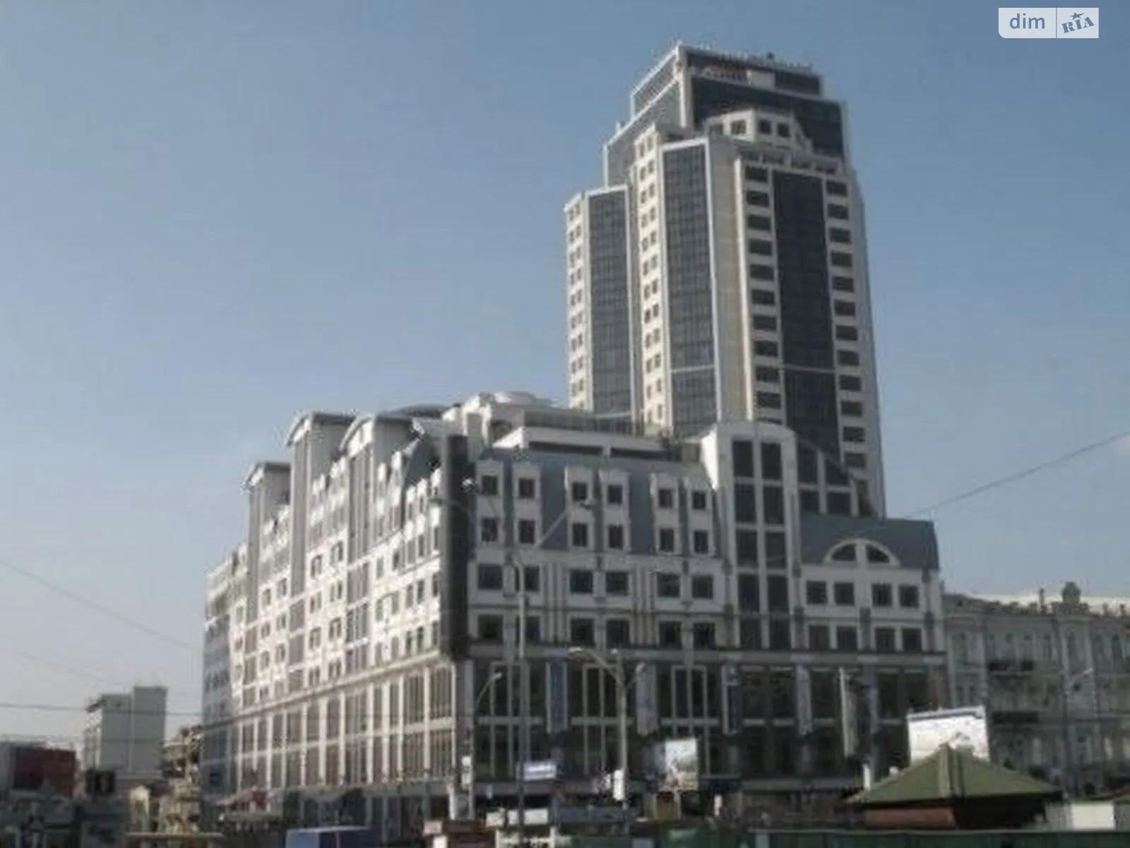 Здається в оренду офіс 245 кв. м в бізнес-центрі, цена: 2800 $ - фото 1