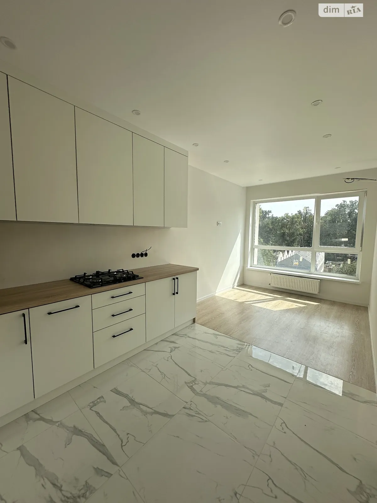 Продается 1-комнатная квартира 35.3 кв. м в Ирпене, ул. Украинская, 57А - фото 1