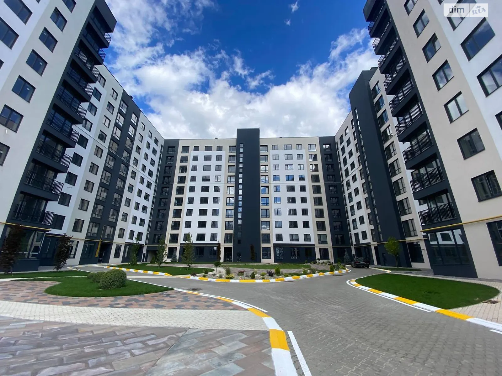 Продается 2-комнатная квартира 55 кв. м в Буче, ул. Ивана Кожедуба, 8 - фото 1