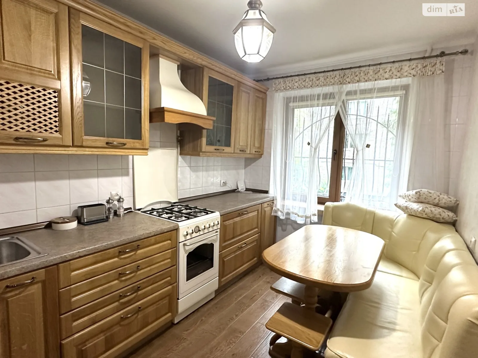 Продается 2-комнатная квартира 51 кв. м в Львове, ул. Гетьмана Ивана Мазепы, 19 - фото 1