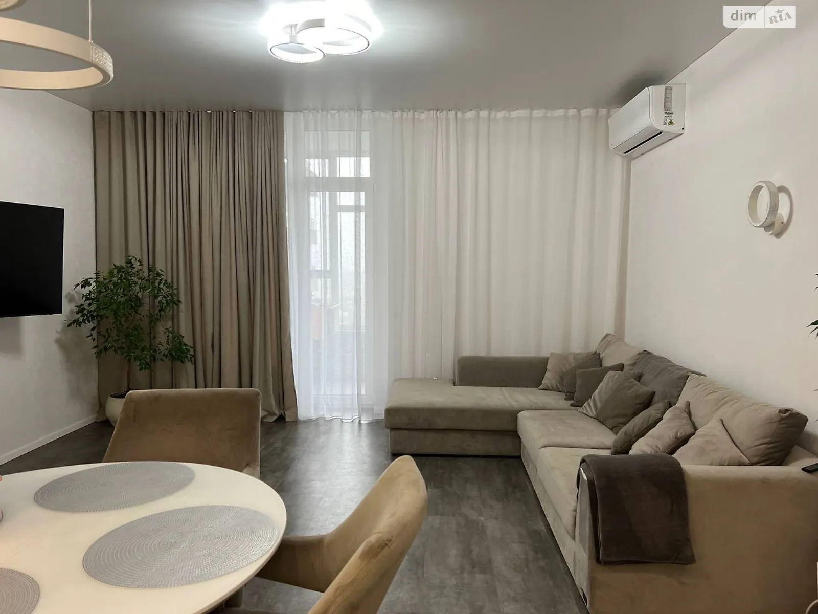 Продается 3-комнатная квартира 94 кв. м в Киеве, пер. Приборный, 10А - фото 1