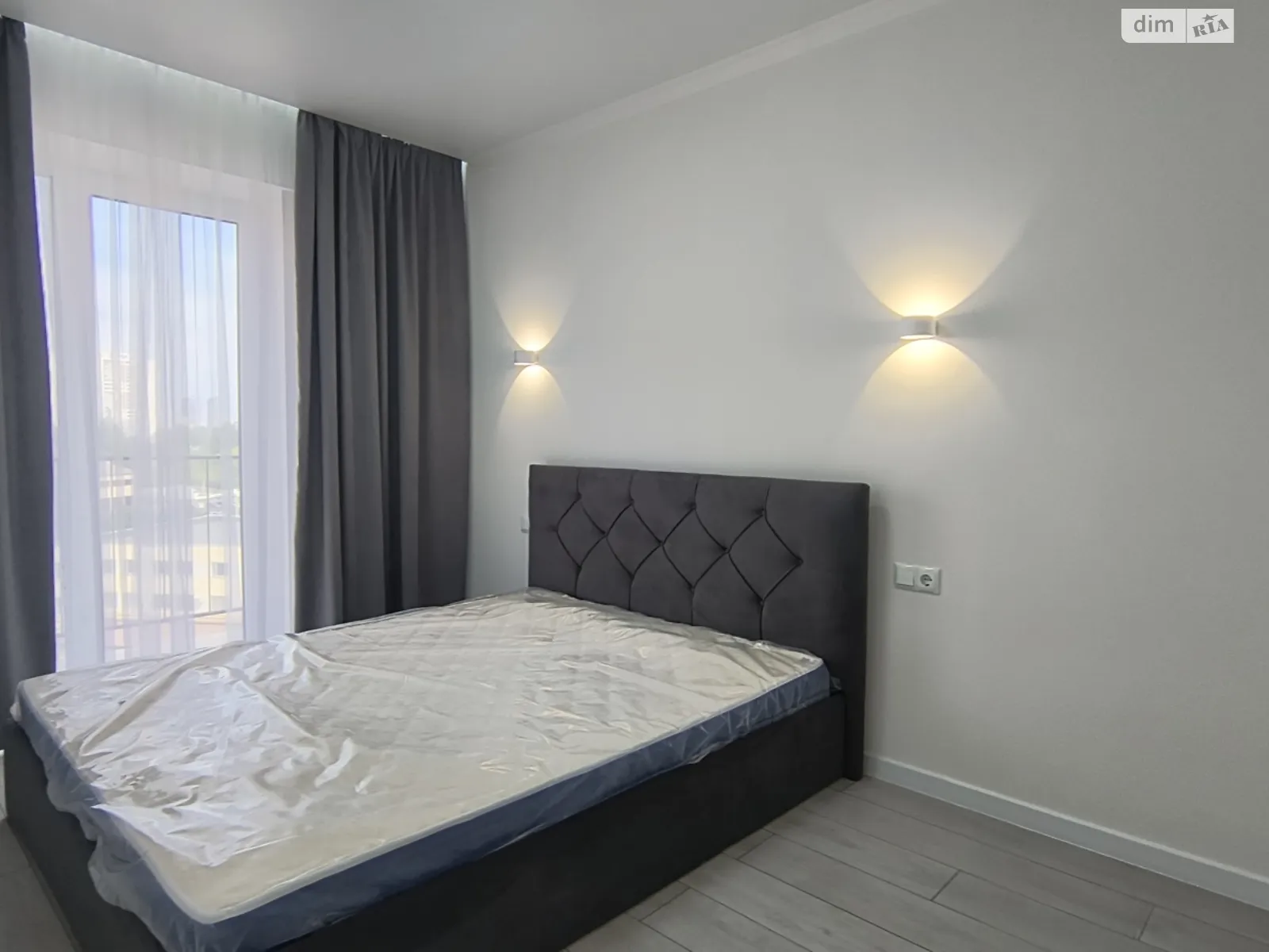 Продается 1-комнатная квартира 32 кв. м в Одессе, ул. Инглези, 2 корпус 7 - фото 1