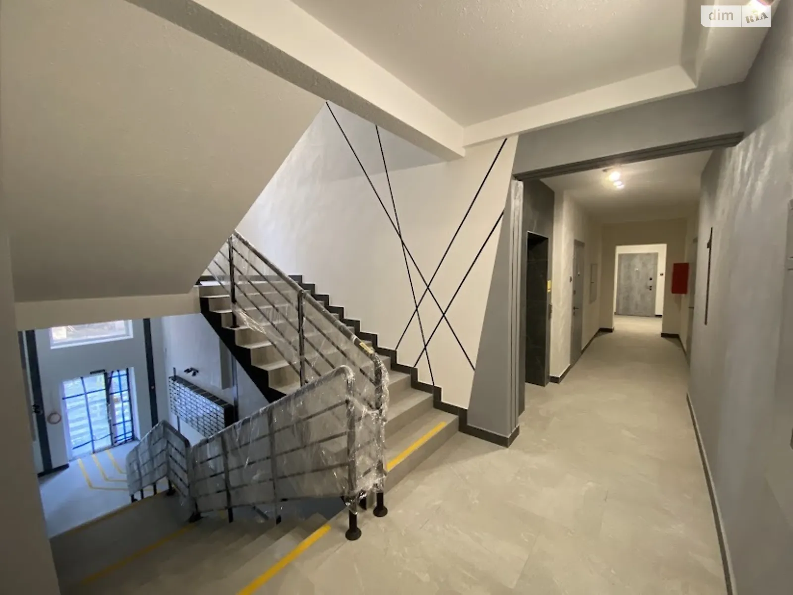 Продается 1-комнатная квартира 44 кв. м в Хмельницком, ул. Винницкая, 1/8 - фото 1