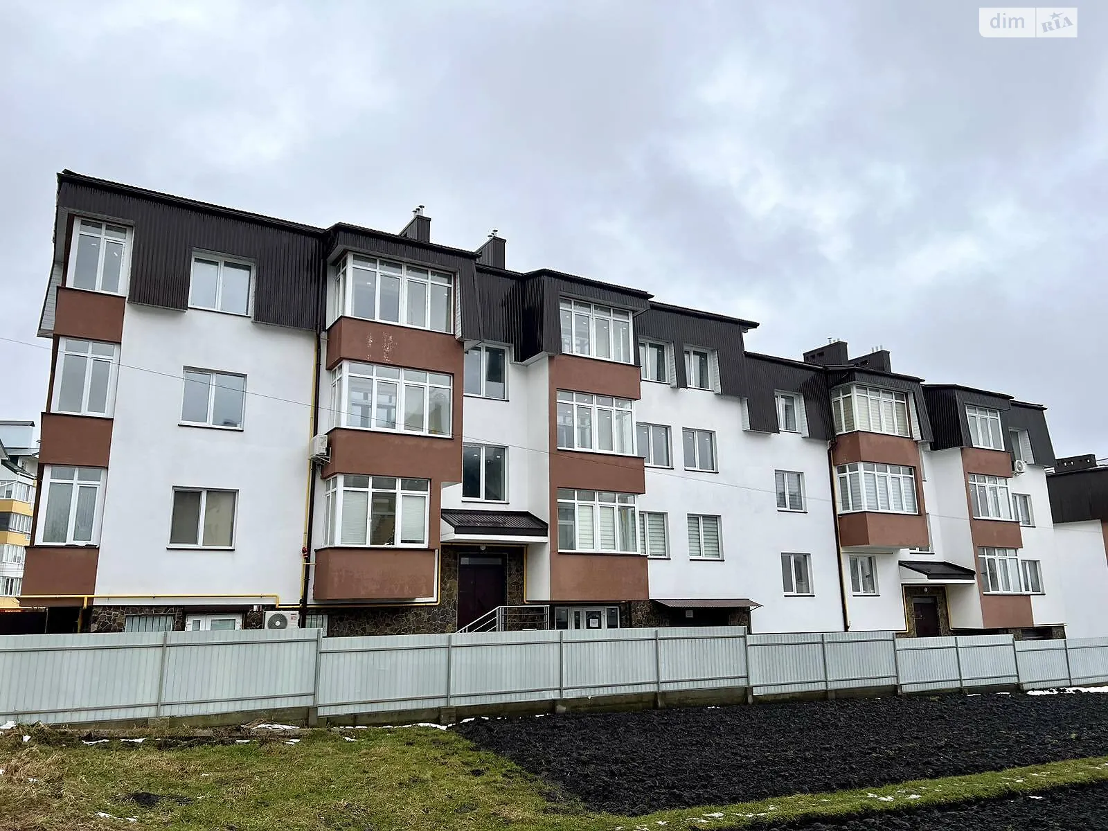 Продається 2-кімнатна квартира 60.8 кв. м у Солонці, вул. Пилипа Орлика, 27 - фото 1