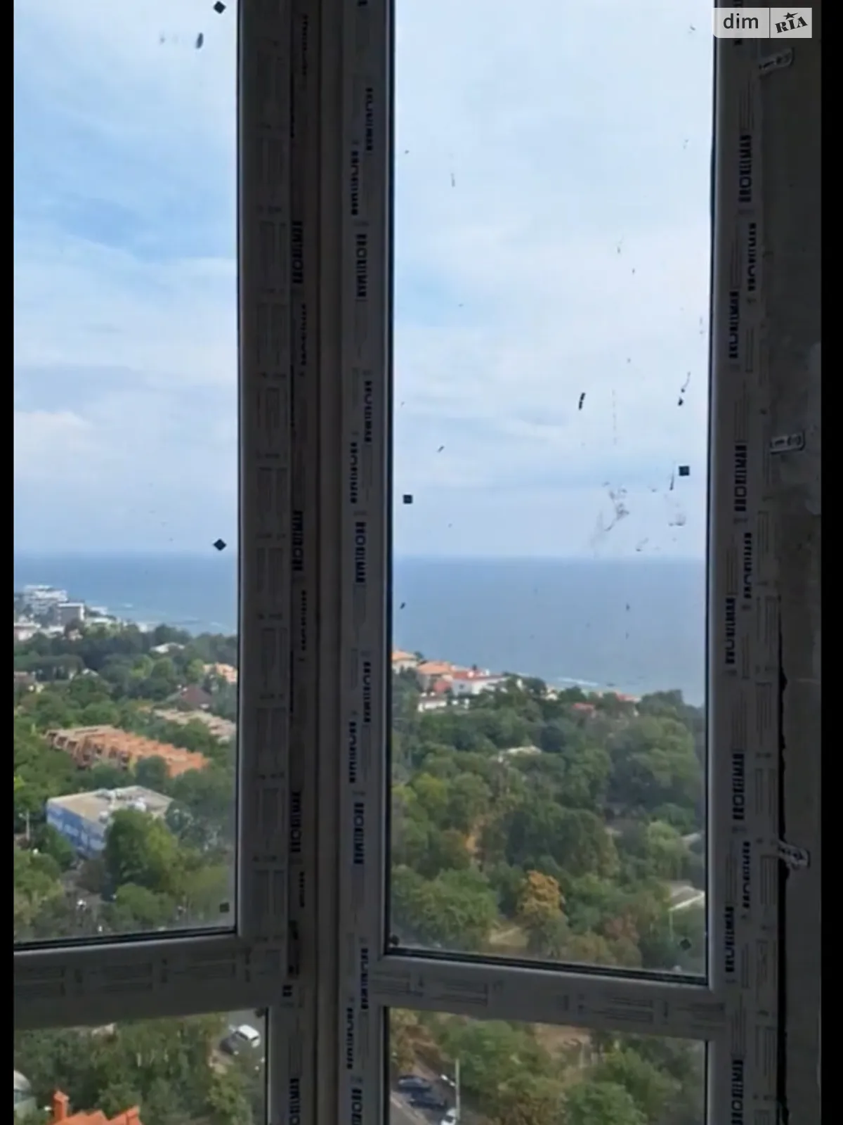 Продається 1-кімнатна квартира 80 кв. м у Одесі, Фонтанська дор., 118А/3 - фото 1