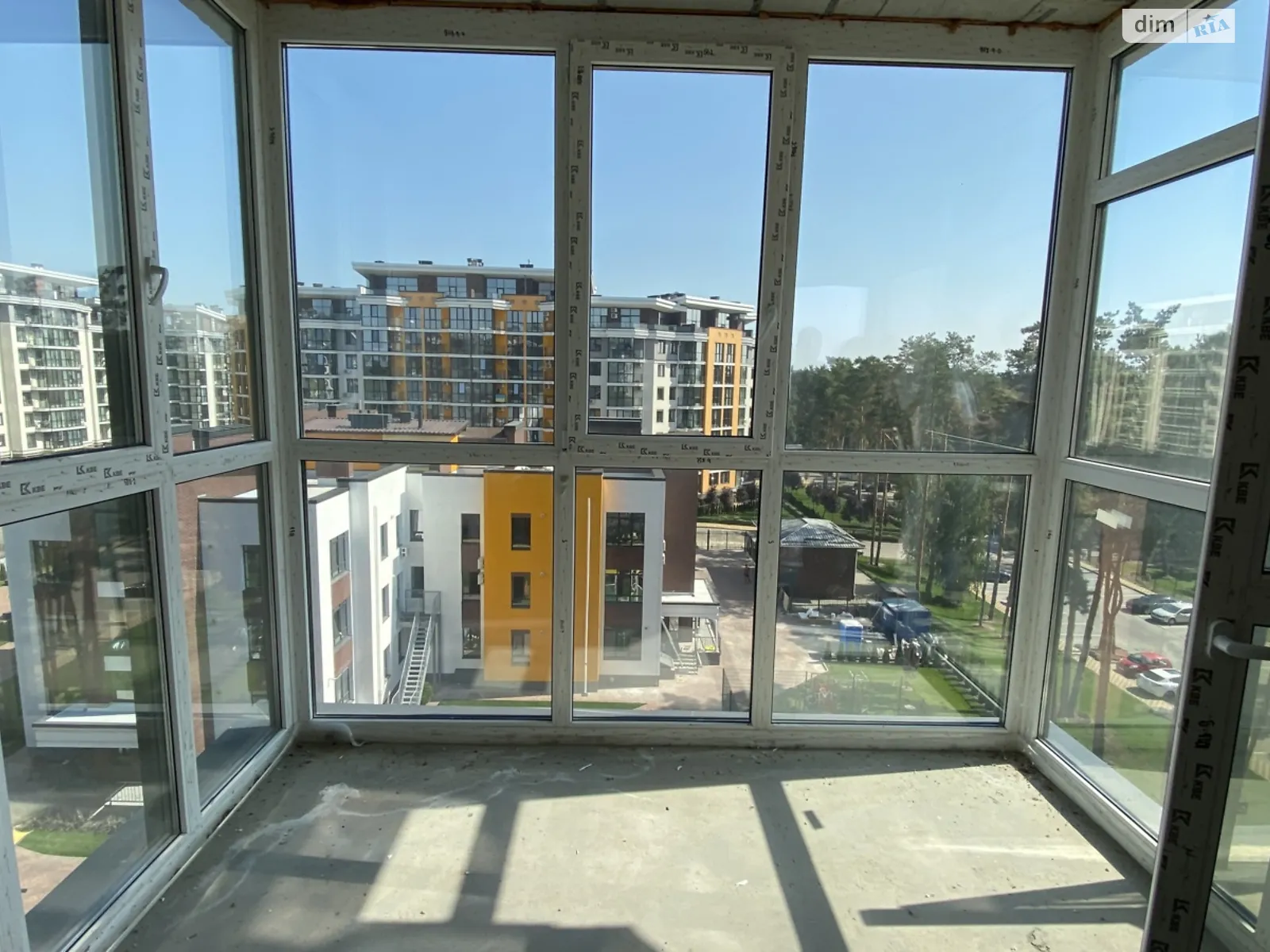 Продається 2-кімнатна квартира 56 кв. м у Гостомелі, вул. Прорізна, 9 - фото 1