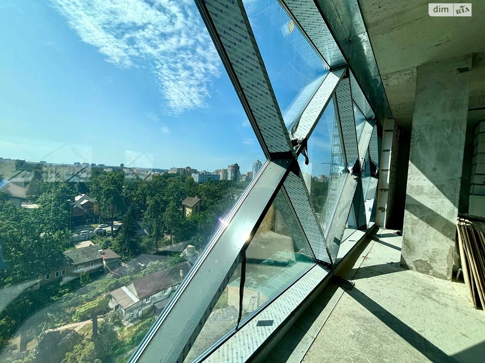 Продается офис 320 кв. м в бизнес-центре, цена: 510000 $ - фото 1