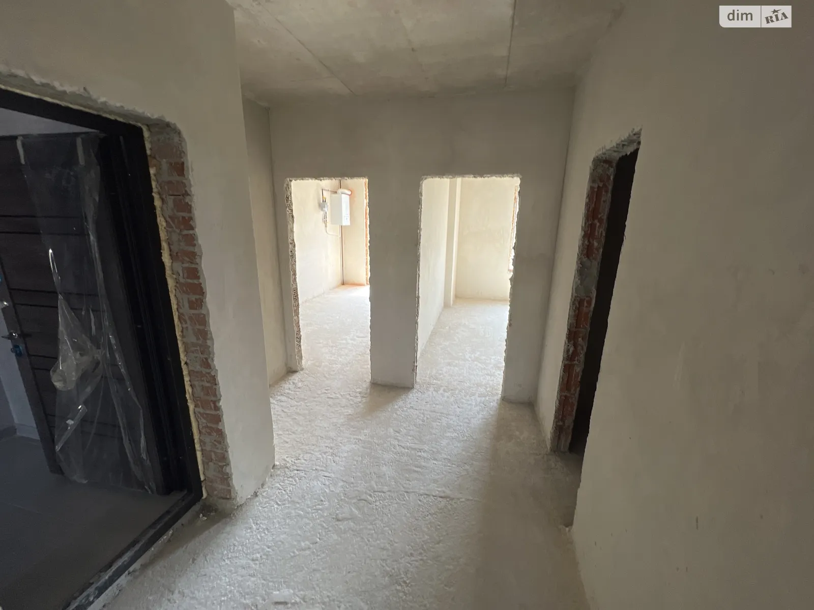 Продается 2-комнатная квартира 68 кв. м в Ивано-Франковске, ул. Кобылянской - фото 1