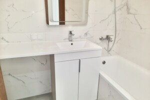 Продаж квартири, Вінницька, Зарванці, Одеська вулиця, буд. 3 корпус 8