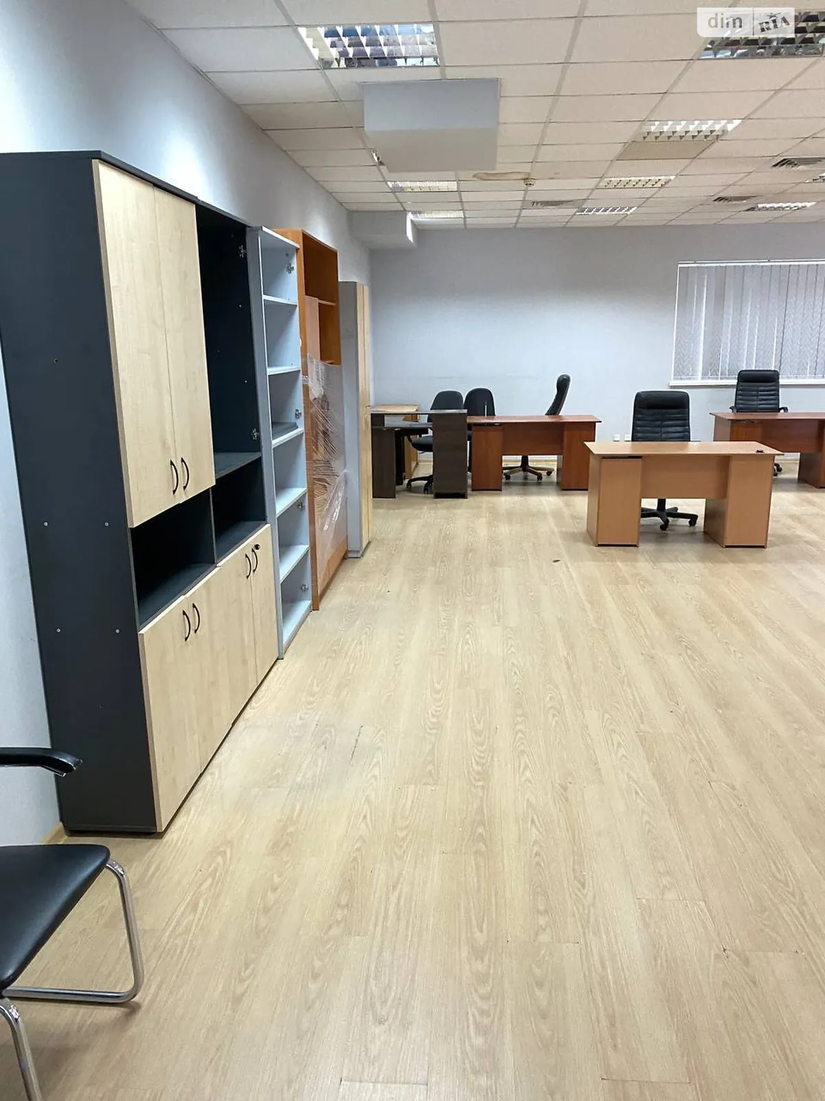 Сдается в аренду офис 130 кв. м в бизнес-центре, цена: 37700 грн - фото 1