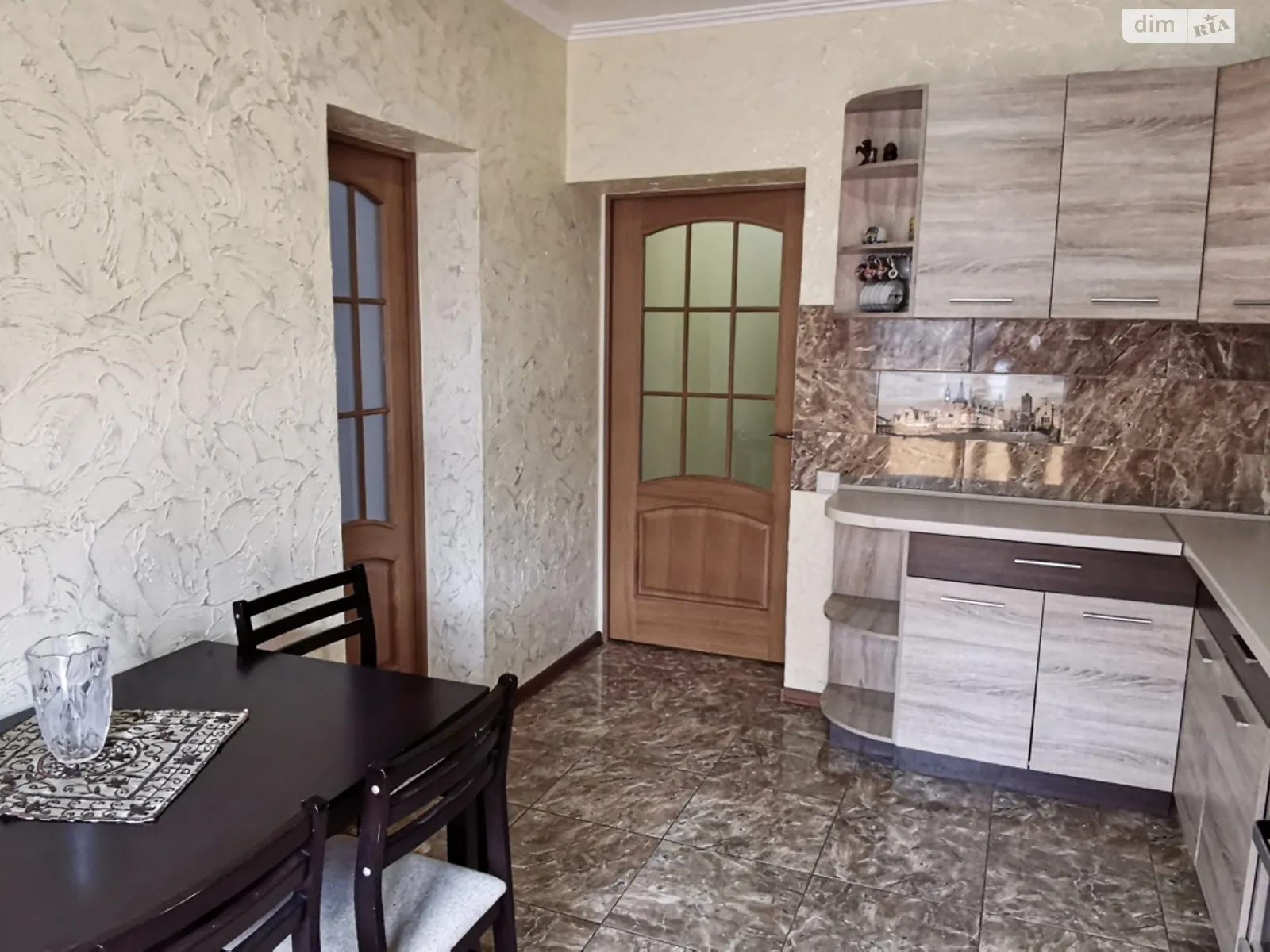 Продається 2-кімнатна квартира 65 кв. м у Брюховичах, вул. Лікарська - фото 1
