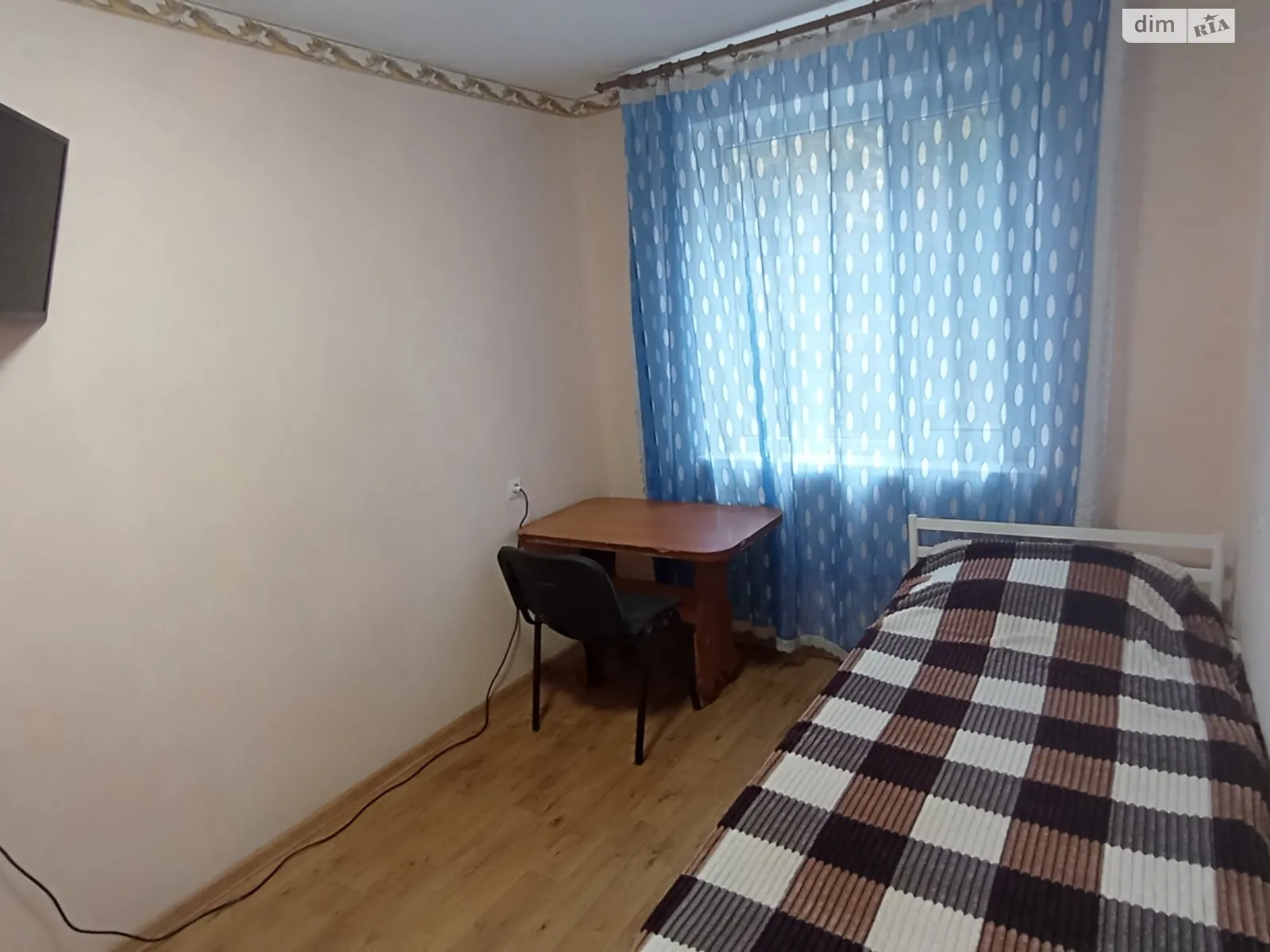 Здається в оренду кімната 10 кв. м у Кременчуку, цена: 2500 грн - фото 1