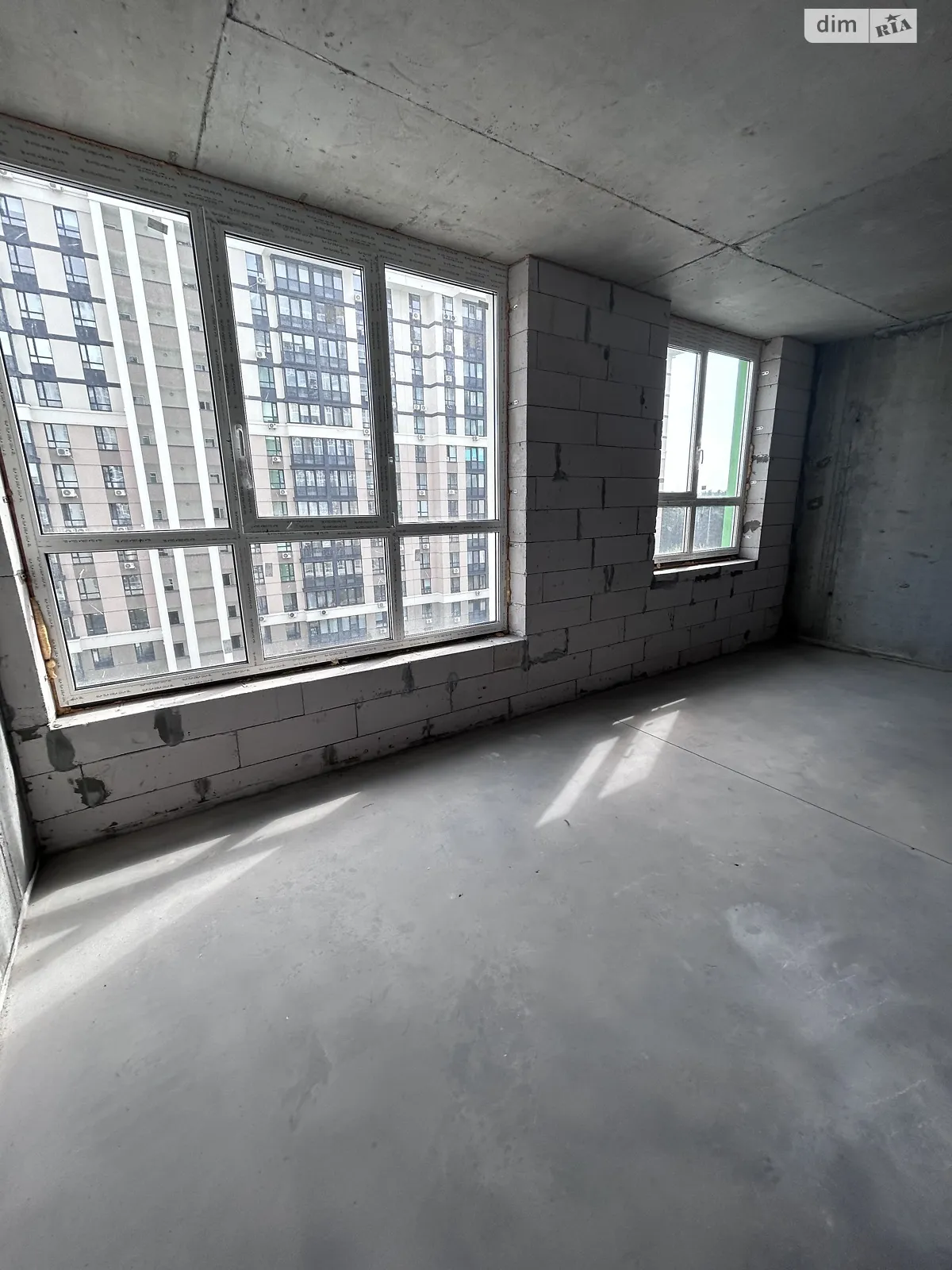 Продается 2-комнатная квартира 47 кв. м в Ирпене, ул. Университетская(Карла Маркса), 3/13 - фото 1