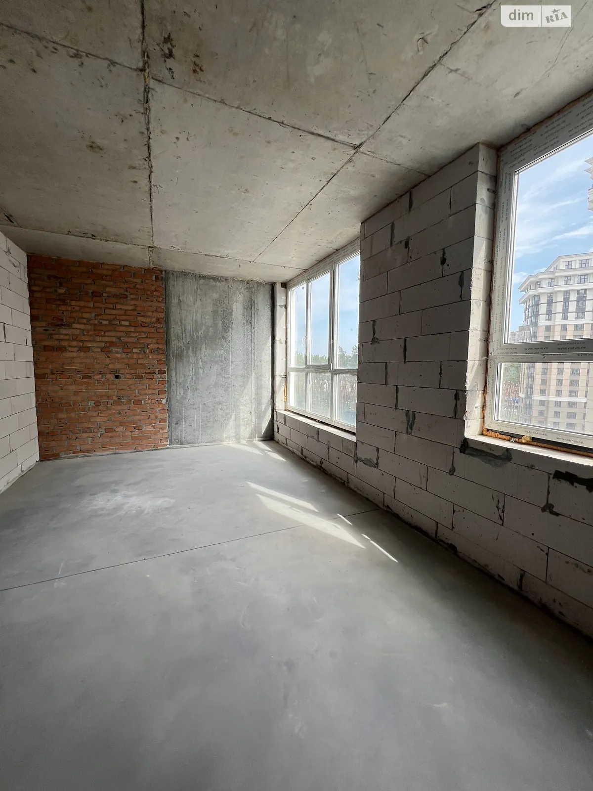 Продается 2-комнатная квартира 46.1 кв. м в Ирпене, ул. Университетская(Карла Маркса), 3/13 - фото 1