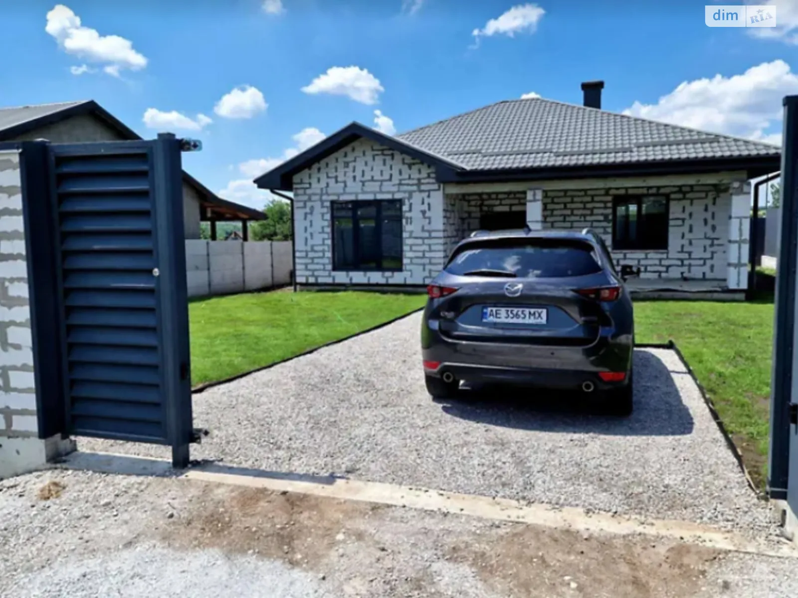 Продається одноповерховий будинок 142 кв. м з каміном, цена: 89000 $ - фото 1