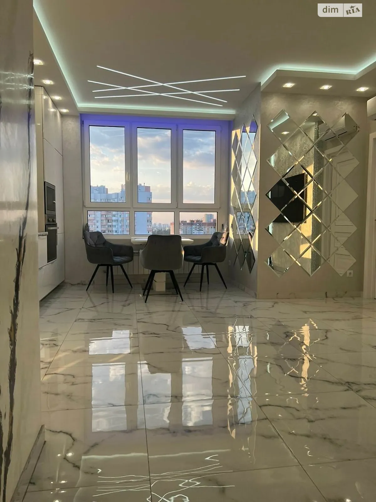 Продається 2-кімнатна квартира 61.2 кв. м у Києві, вул. Драгоманова, 10 - фото 1