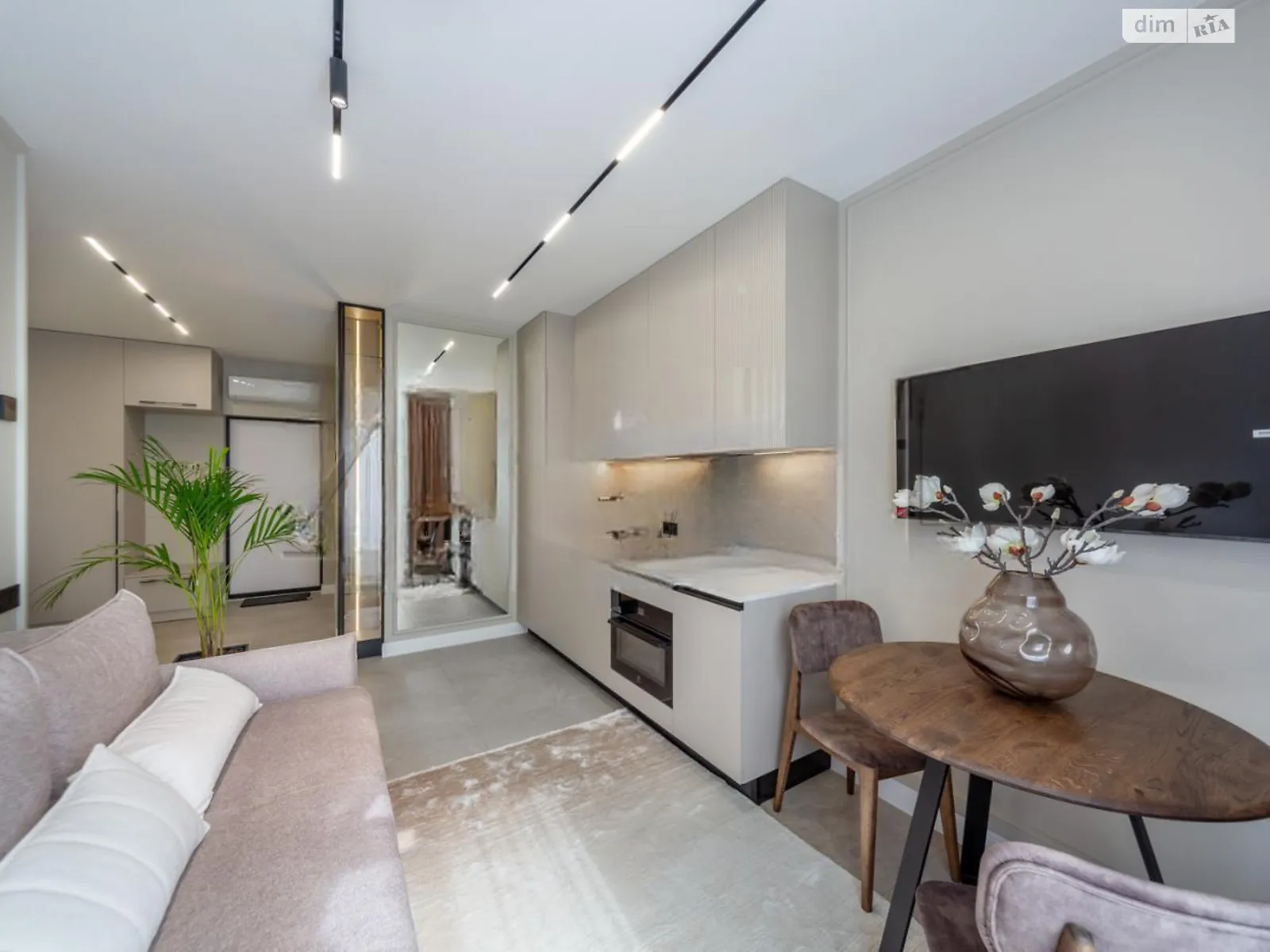 Продается 1-комнатная квартира 42 кв. м в Киеве, цена: 129600 $ - фото 1