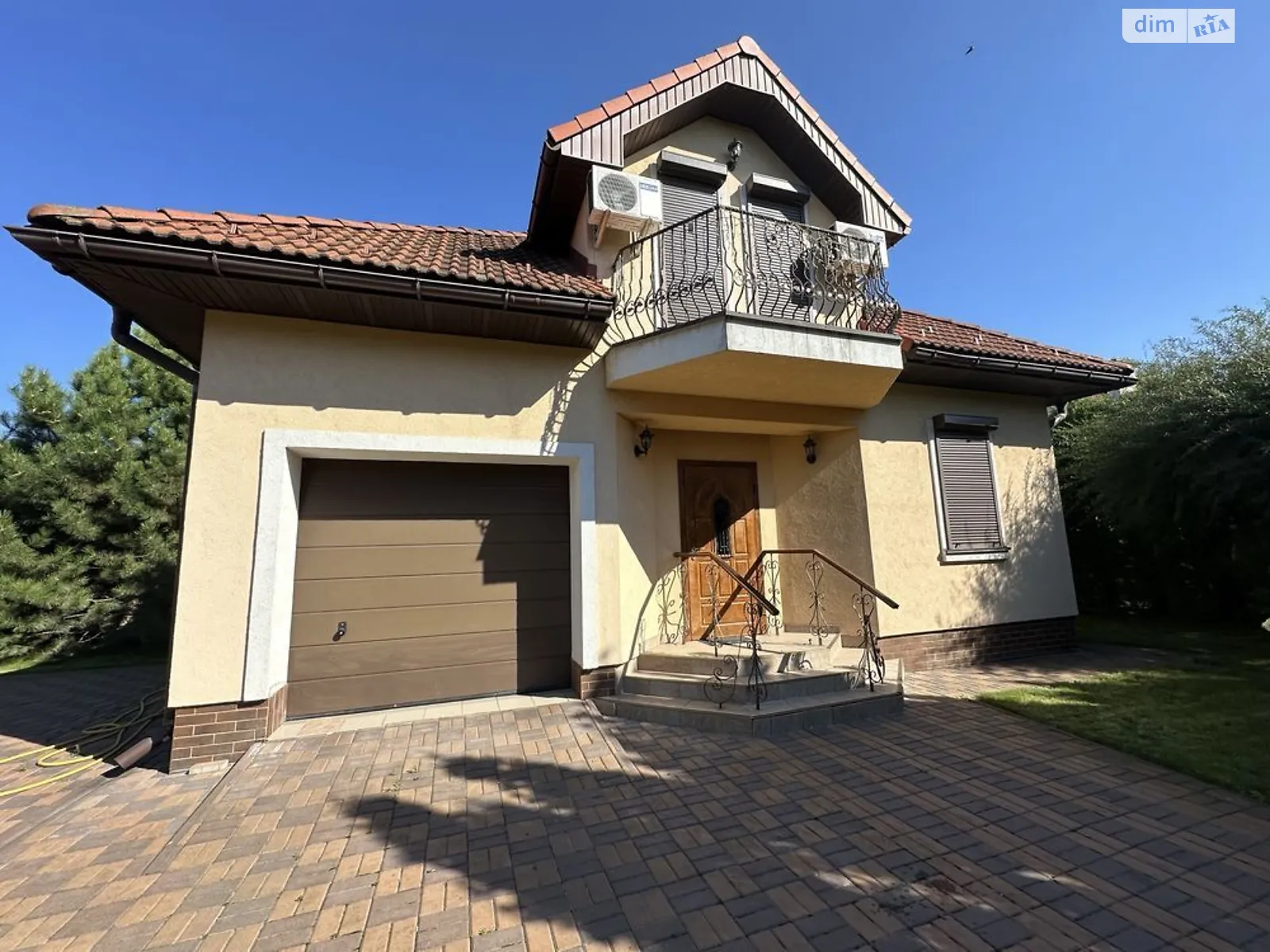 Продается дом на 2 этажа 212.8 кв. м с мансардой, цена: 370000 $ - фото 1