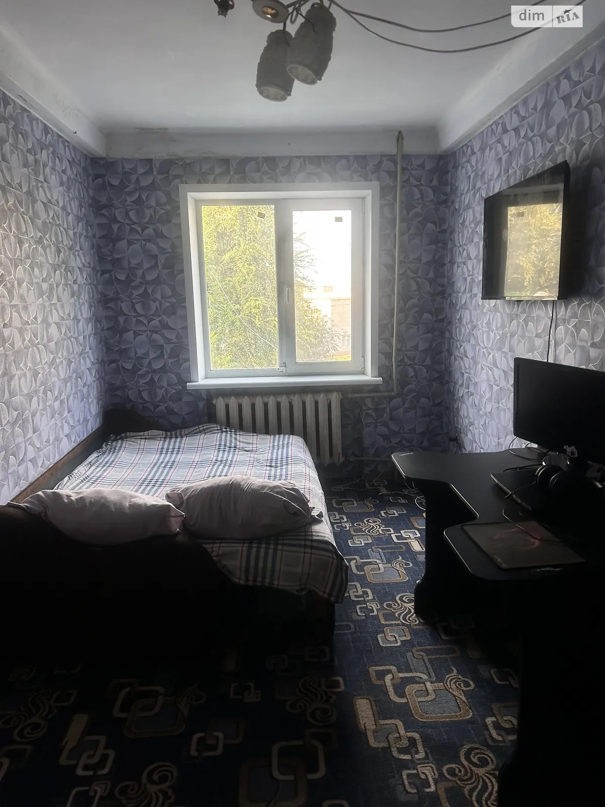 Продается 3-комнатная квартира 54.5 кв. м в Каменском, ул. Максима Чиженко(Матросова), 96 - фото 1