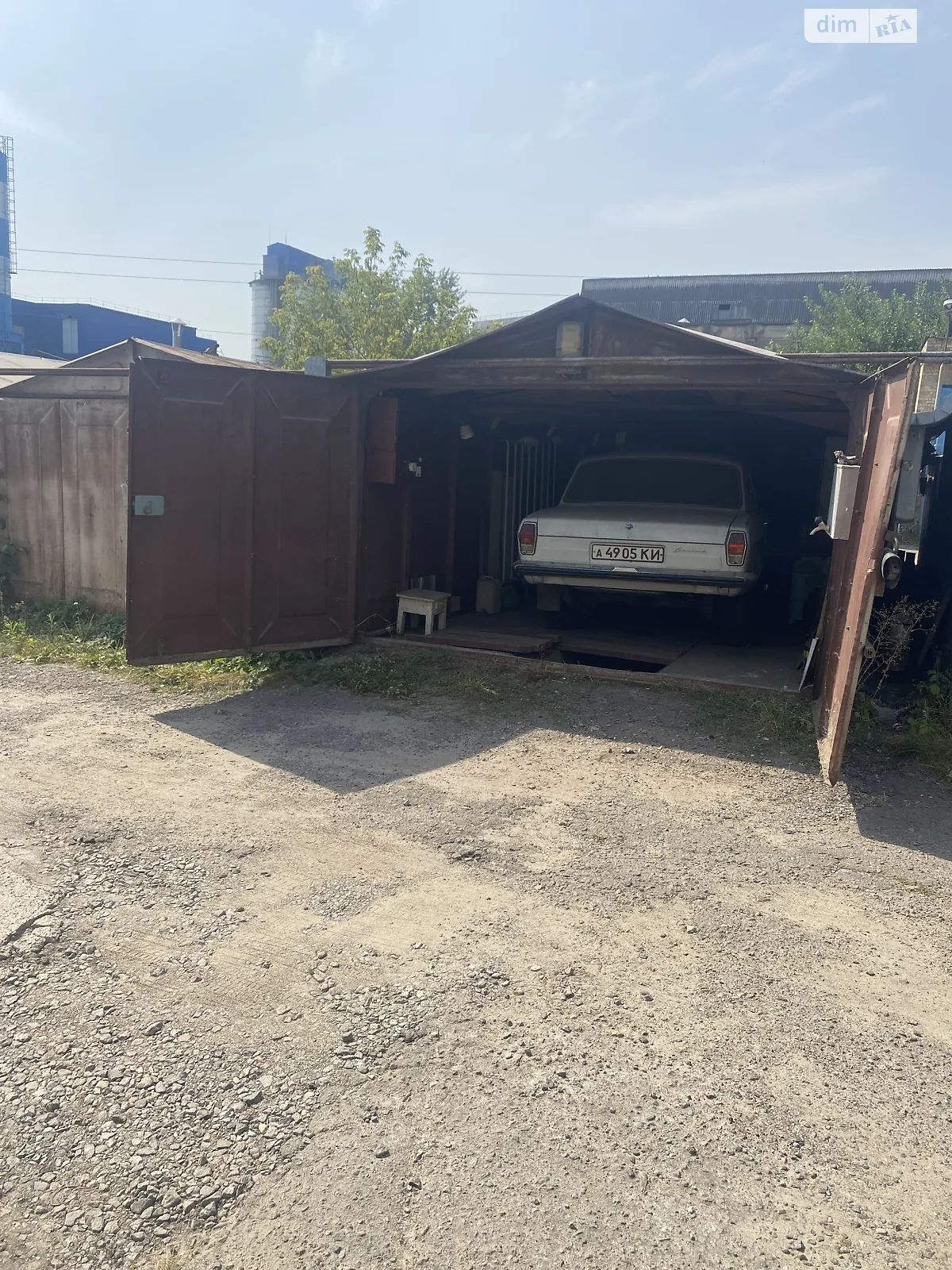 Продается место в гаражном кооперативе под легковое авто на 25 кв. м, цена: 5000 $ - фото 1