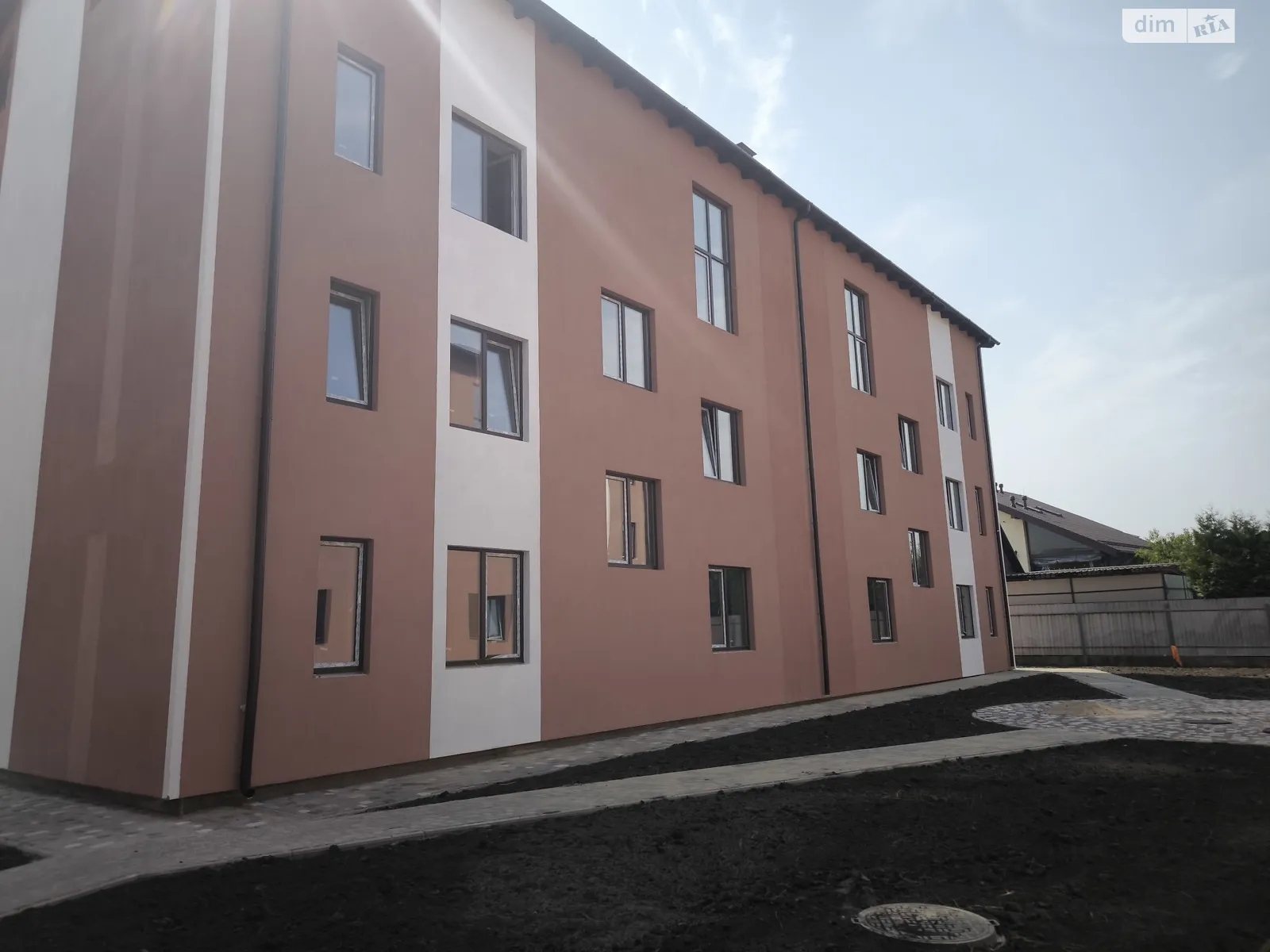 Продается 2-комнатная квартира 43.3 кв. м в Гостомеле, ул. Юбилейная - фото 1