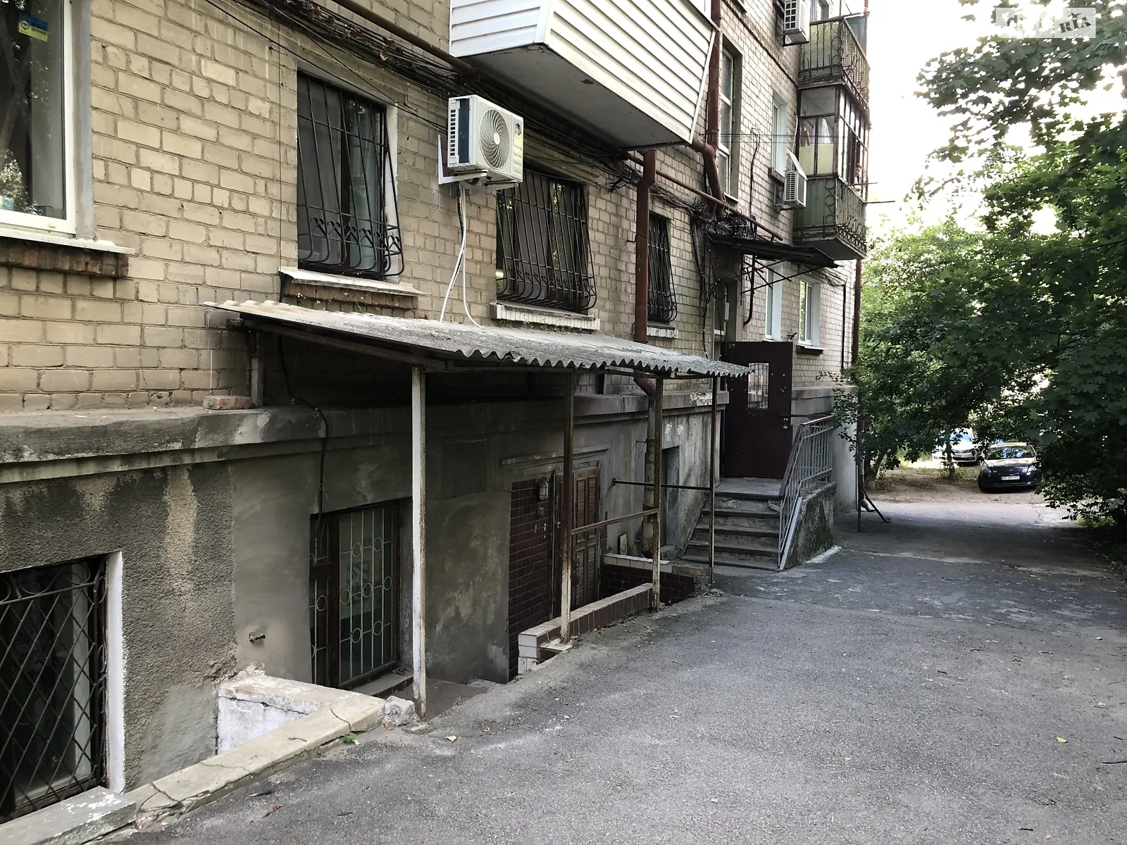Продається об'єкт сфери послуг 58 кв. м в 5-поверховій будівлі, цена: 22000 $ - фото 1