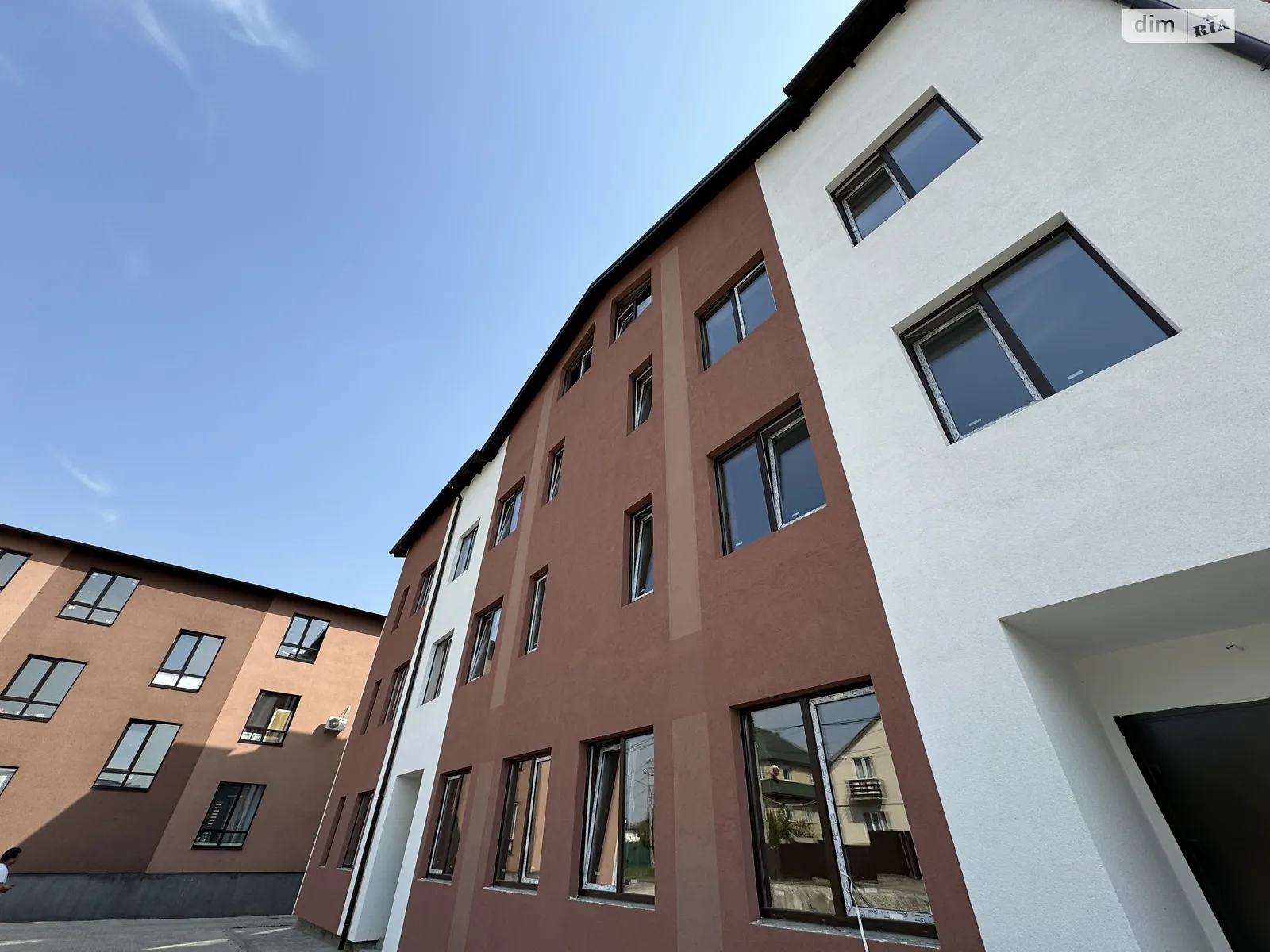 Продается 1-комнатная квартира 26 кв. м в Гостомеле, ул. Юбилейная, 4З - фото 1
