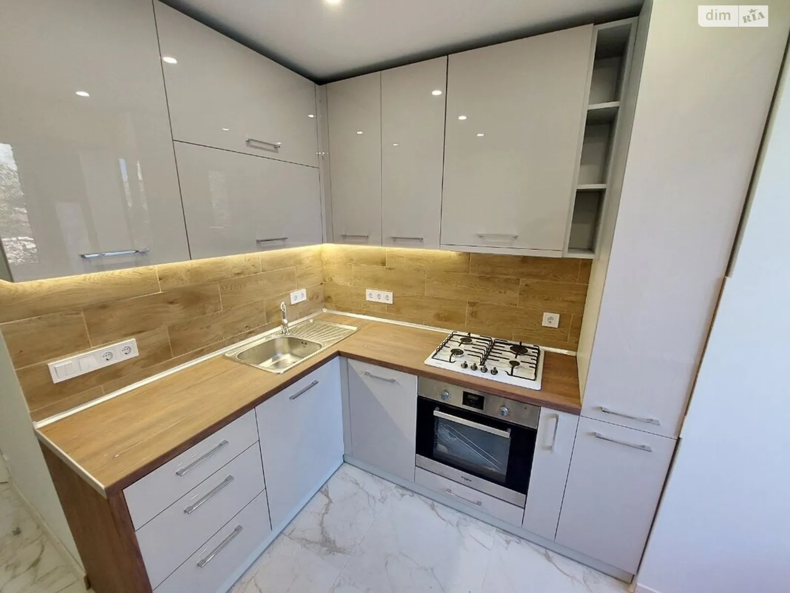 Продается 1-комнатная квартира 35.8 кв. м в Киеве, пер. Бутышев(Иванова), 17 - фото 1