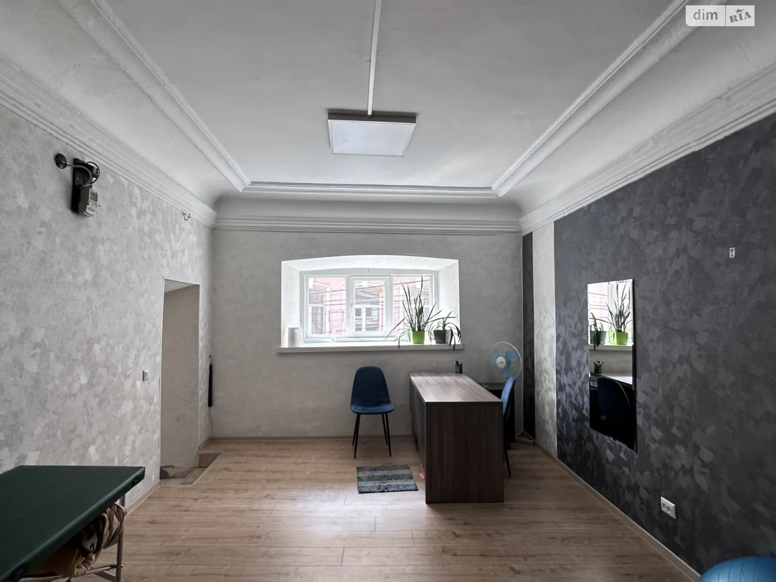 Здається в оренду офіс 20 кв. м в бізнес-центрі, цена: 6500 грн - фото 1