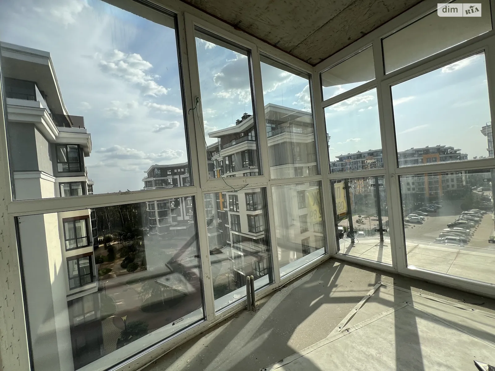 Продается 1-комнатная квартира 51.5 кв. м в Гостомеле, ул. Центральная, 1 - фото 1