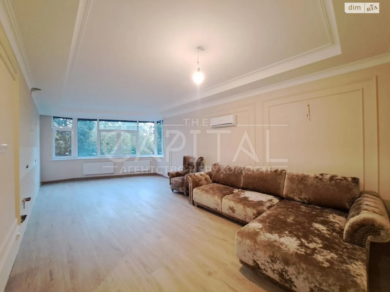 Продается 1-комнатная квартира 80 кв. м в Киеве, бул. Леси Украинки, 7В - фото 1